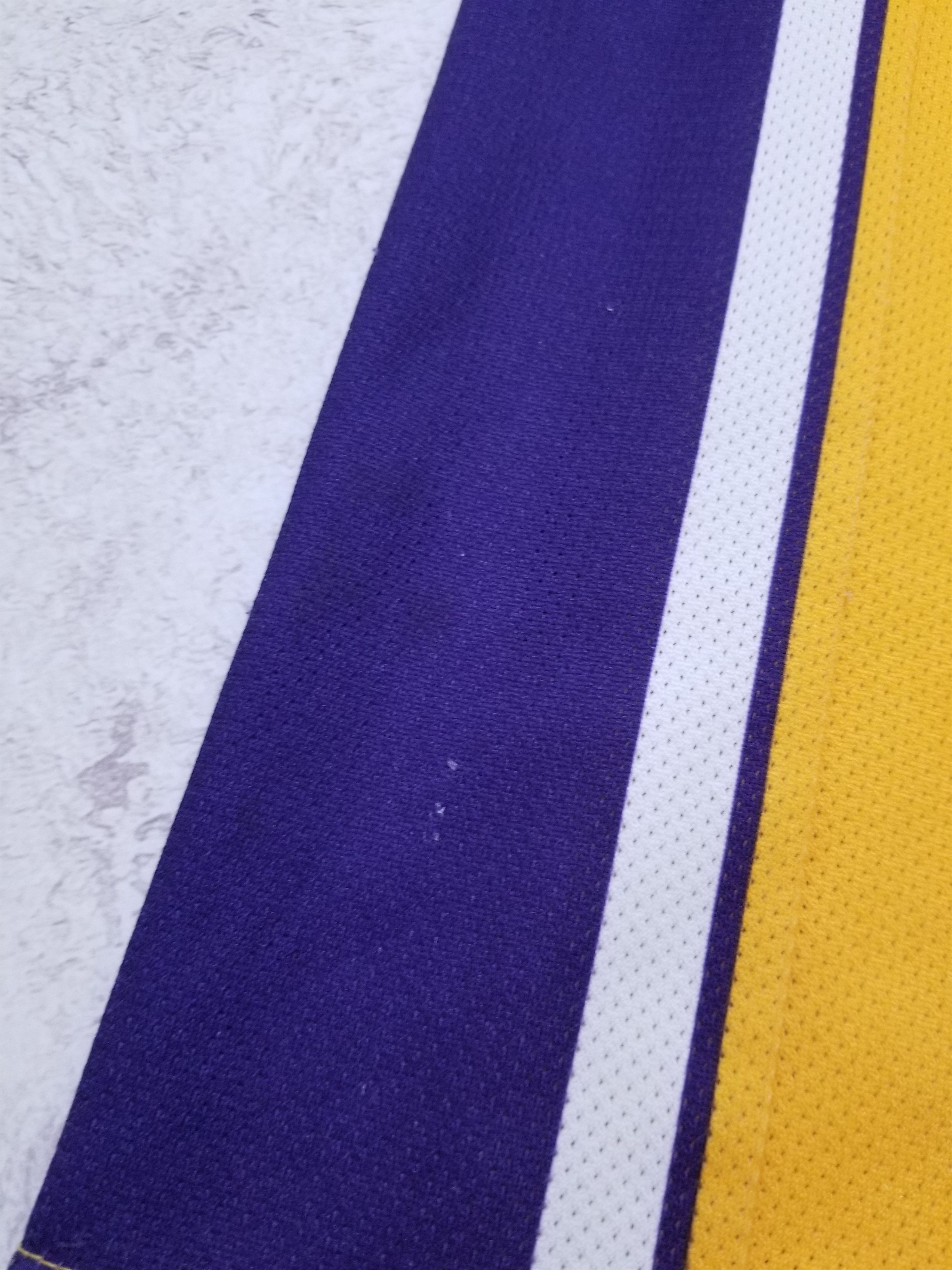Champion KOBE BRYANT #24 LOS ANGELES LAKERS BASKETBALL NBA JERSEY Size US S / EU 44-46 / 1 - 15 Thumbnail