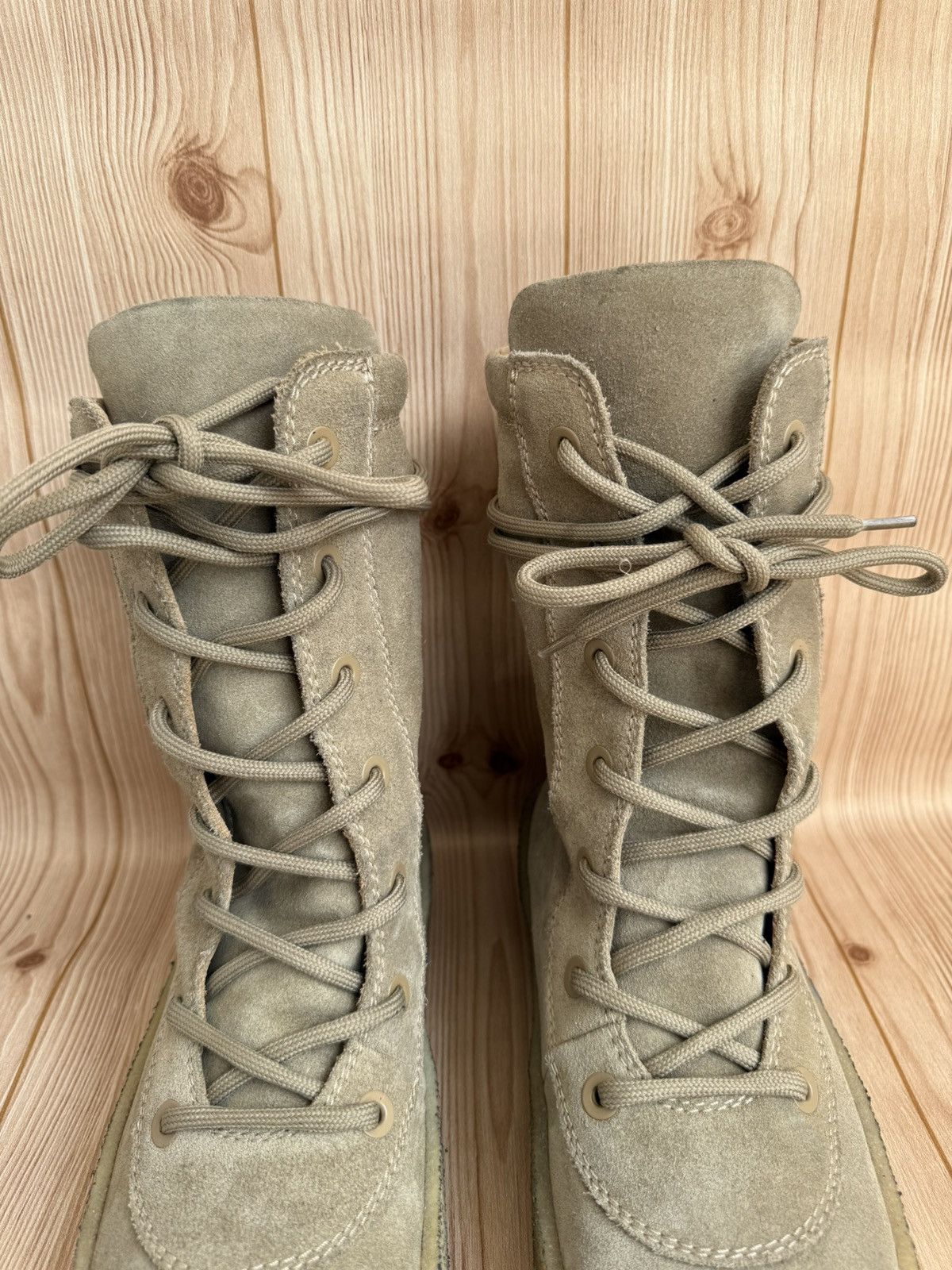 Yeezy Crepe suede boots Size US 10 / EU 43 - 6 Thumbnail