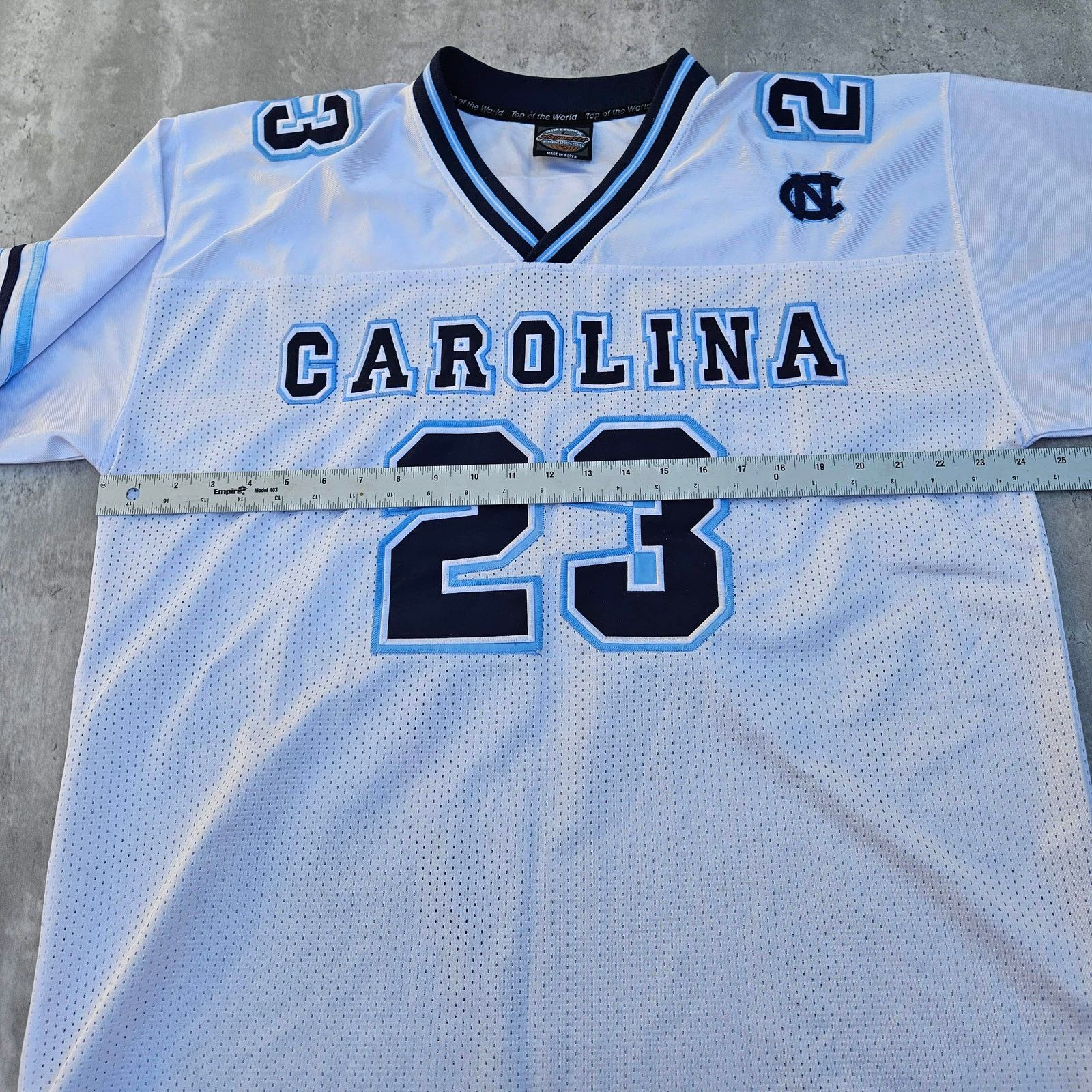 NBA Vintage North Carolina Tar Heels Jersey Size Large #23 Size US L / EU 52-54 / 3 - 9 Thumbnail