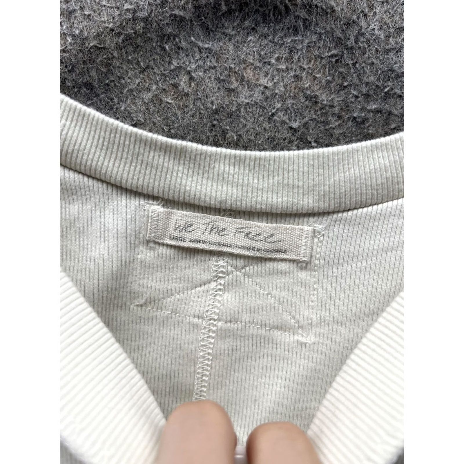 Free People Free People Tank Woman Large White Cropped Crew Neck Knit Jersey We The Free Shirt Sleeveless Casual Summer Womens Size L / US 10 / IT 46 - 3 Thumbnail