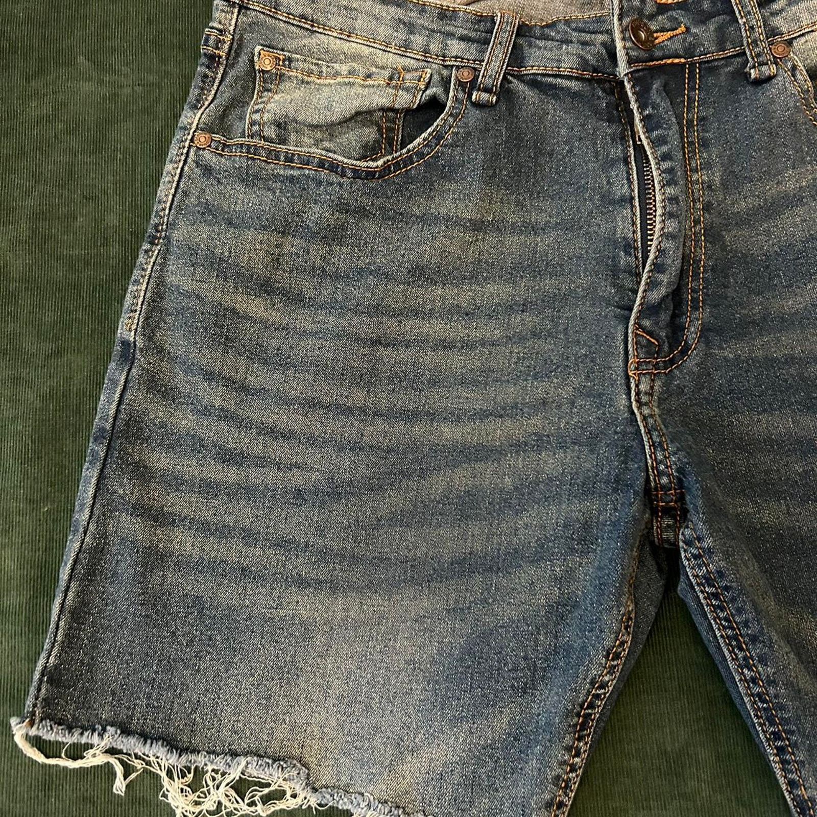 Other Hudson barrow distressed shorts Size US 34 / EU 50 - 2 Thumbnail