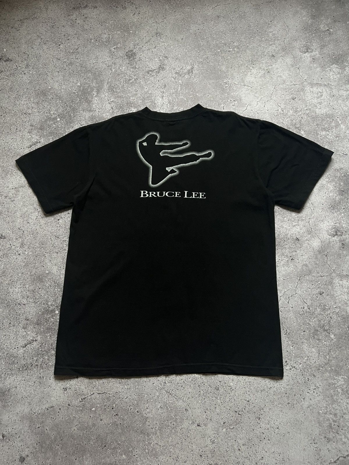 Vintage Vintage Bruce Lee Dragon Japanese T-shirt Y2K 90s Size US XL / EU 56 / 4 - 14 Thumbnail