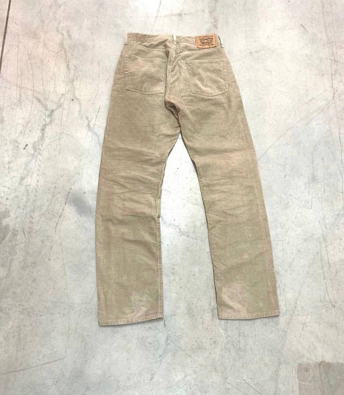 image of Corduroi Club x Levis Vintage Levi’S Pants Corduroy 551 Vintage Levi’S Jeans in Beige (Size 32)