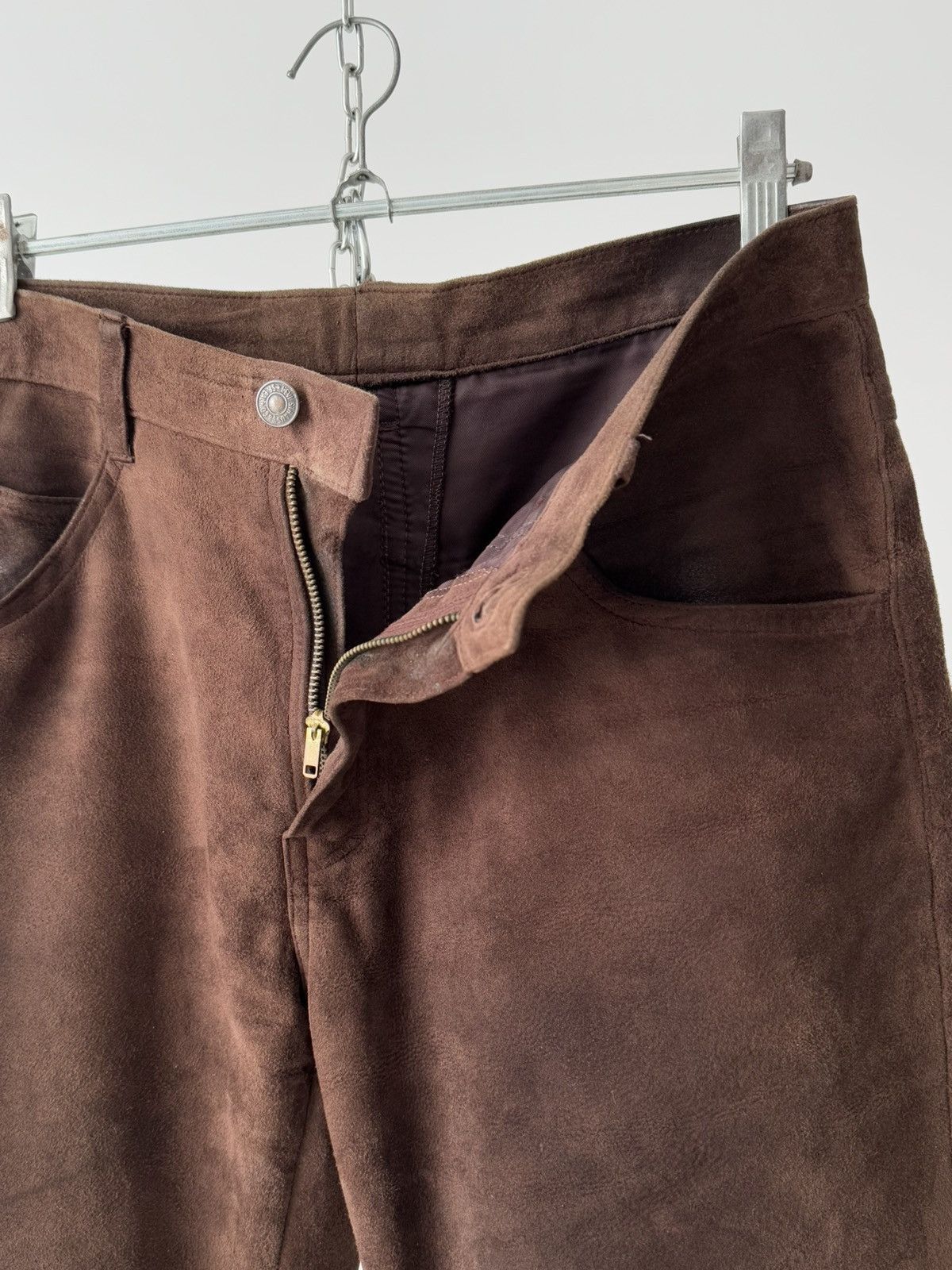 Leather × Levi's × Vintage 1970s Vintage Levi’s Cowboy Cowhide Suede Brown Pants Size US 32 / EU 48 - 5 Thumbnail