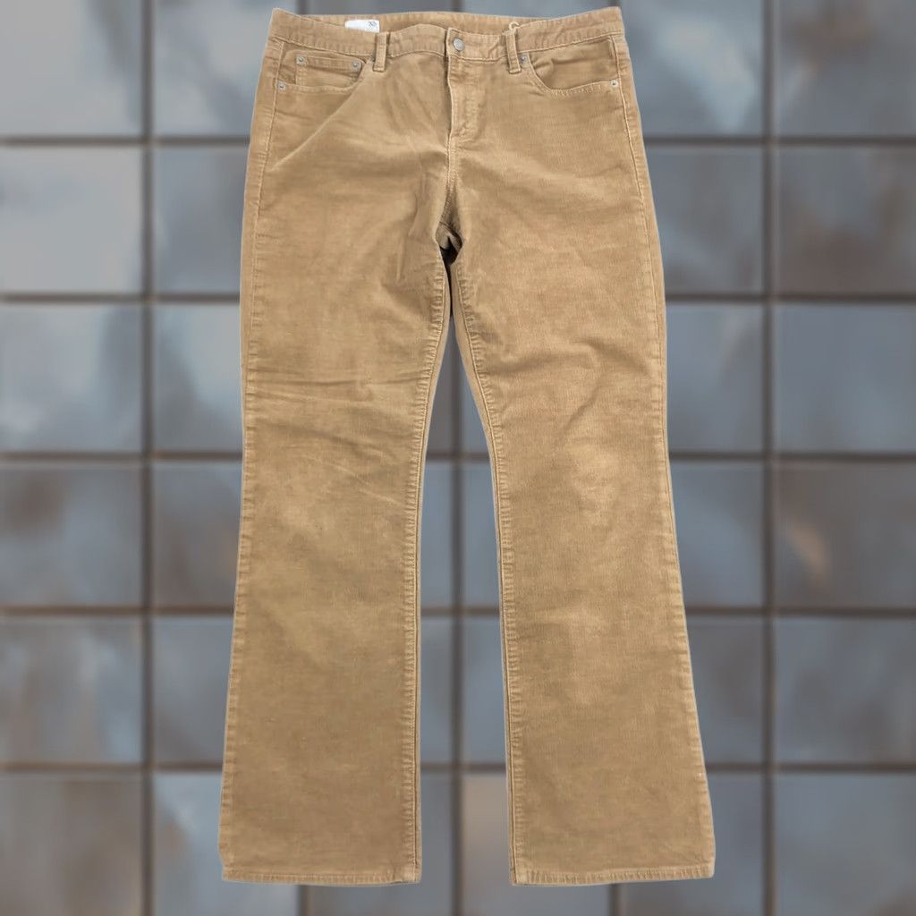 Gap Gap Pants Womens Size 32R Bootcut Corduroy Brown 1969 Gap 1969 Chino Pant Womens Regular 32in Inseam Brown Corduroy Size 24" / US 00 / IT 34 - 1 Thumbnail