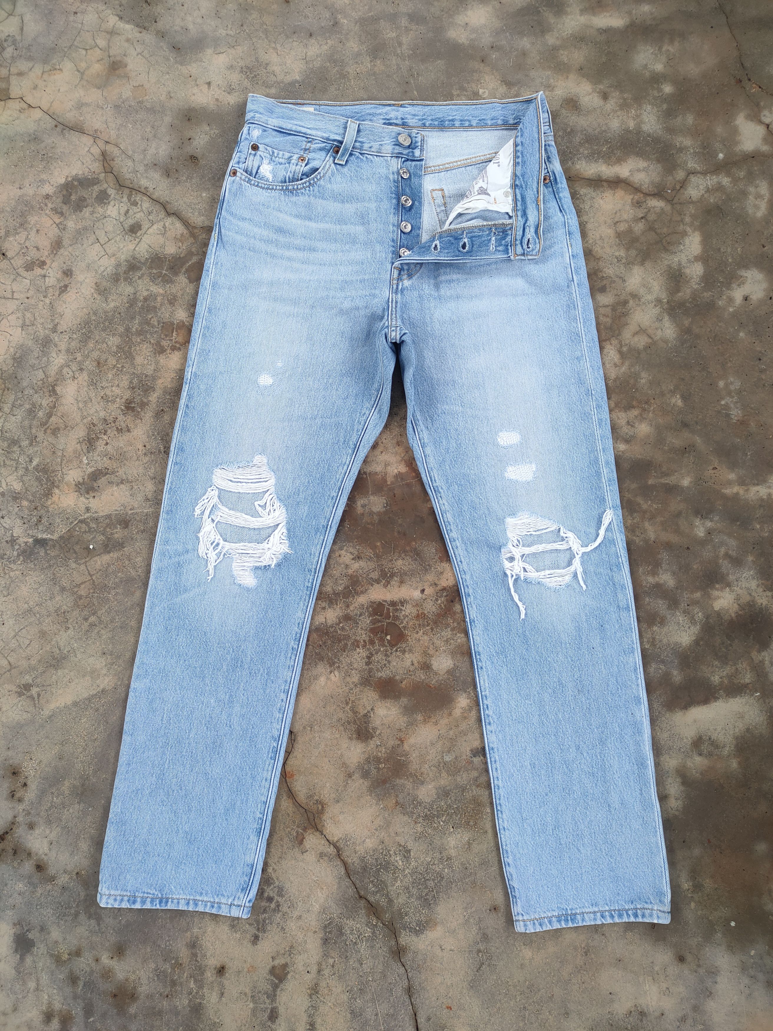 Levi's LEVI'S PREMIUM 501 FADED DISTRESSED DENIM JEANS PANTS Size US 30 / EU 46 - 1 Thumbnail