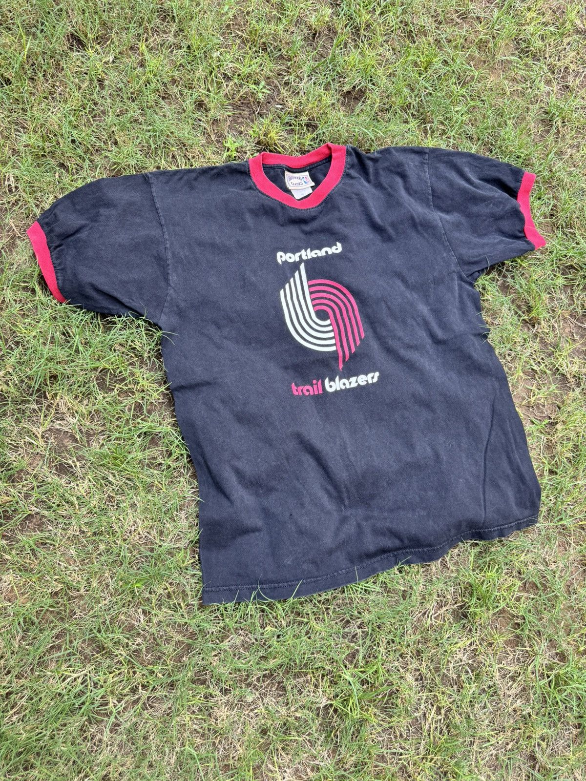 Vintage Vintage 1980's Portland Trailblazers T-shirt - Trench Size US XL / EU 56 / 4 - 3 Thumbnail