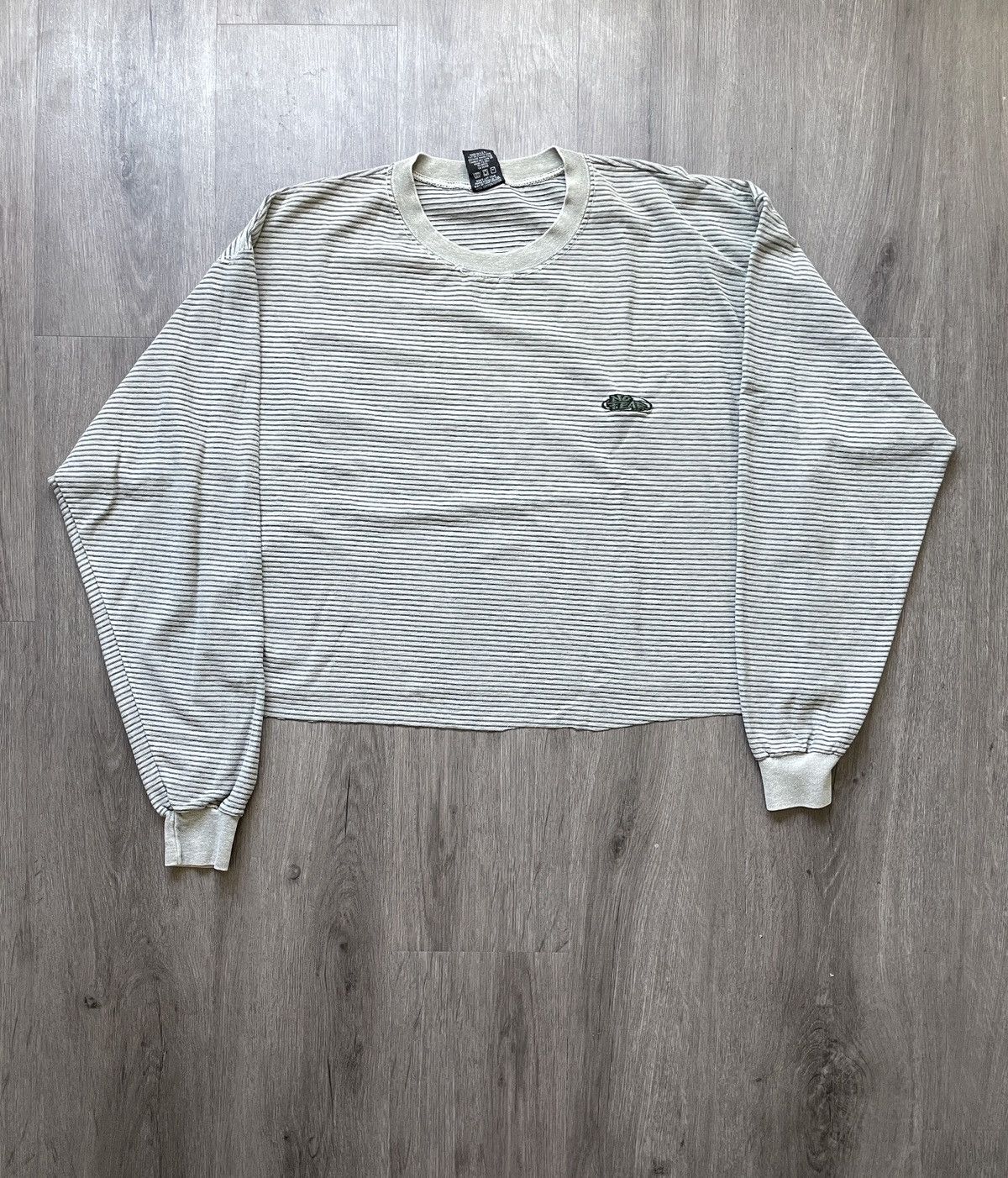 No Fear Vintage No Fear USA “Cropped” Long Sleeve T-Shirt (Sz. L) Size US L / EU 52-54 / 3 - 1 Thumbnail