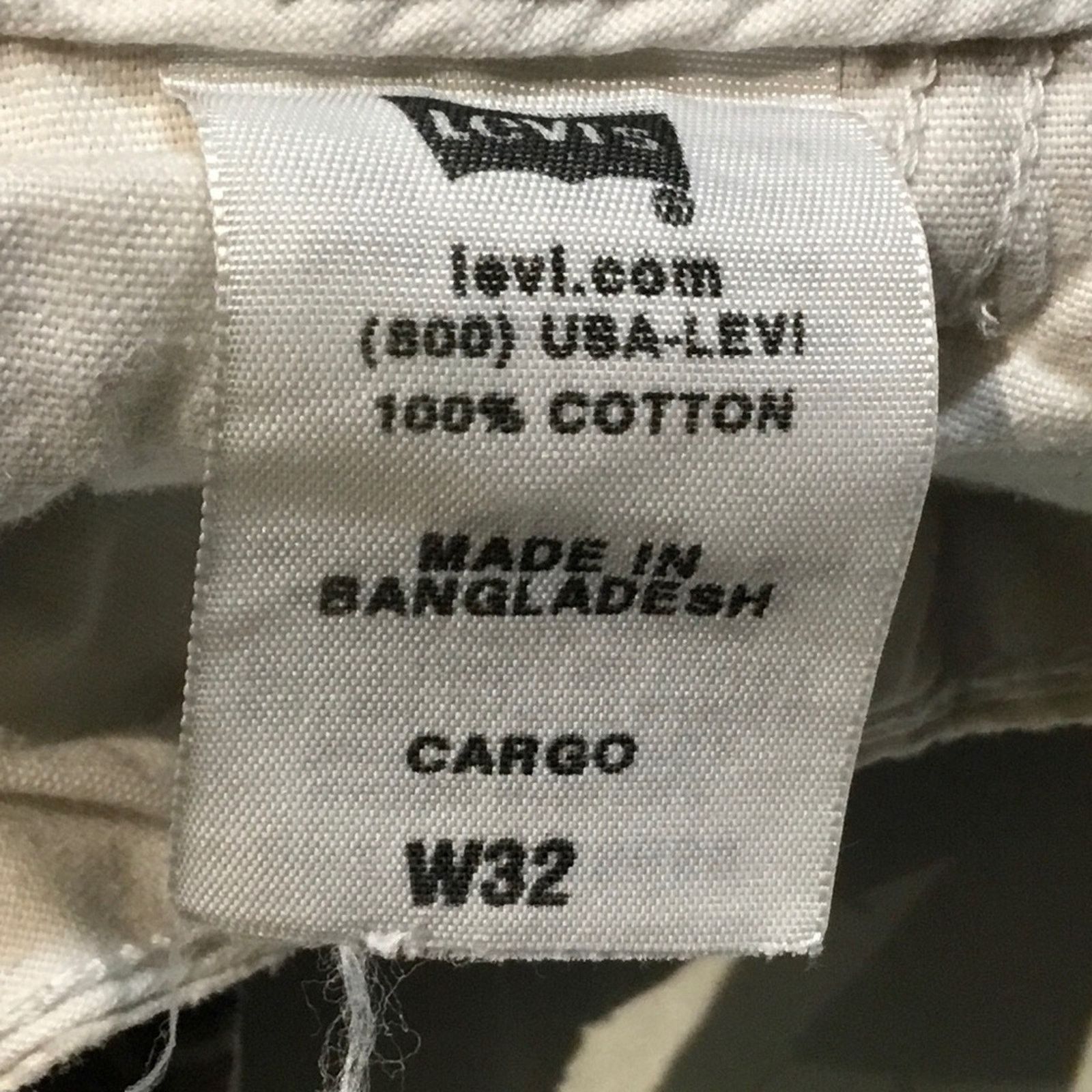 Levi's Levi’s Plaid Cargo Shorts Size US 32 / EU 48 - 2 Thumbnail