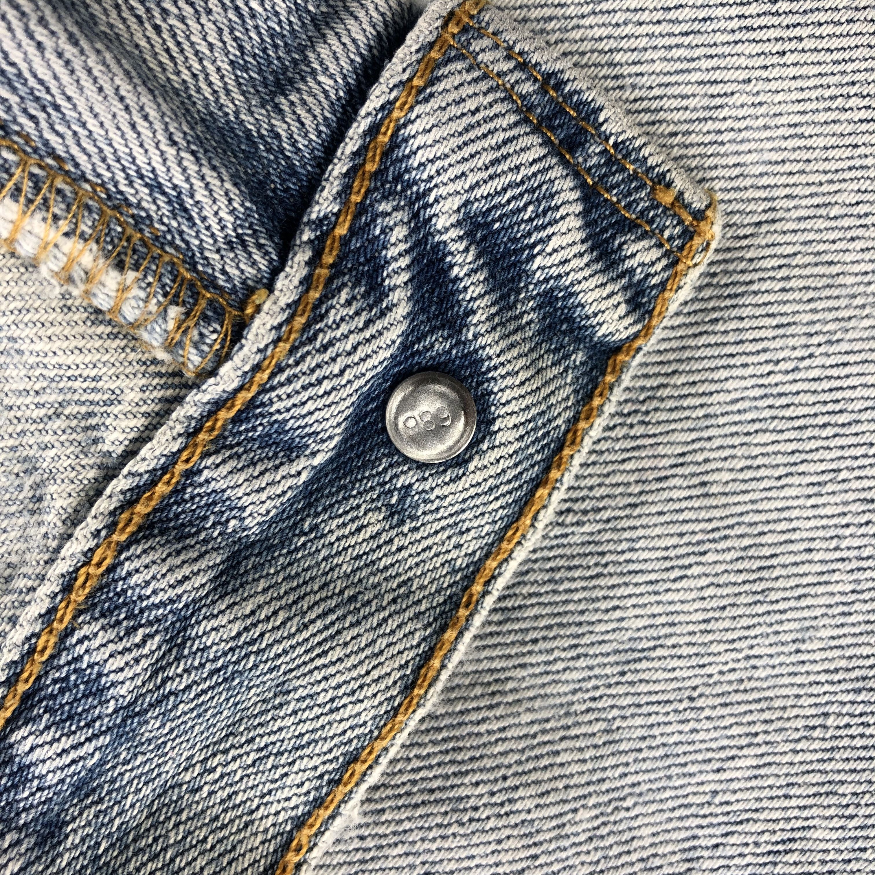 Levi's Light Wash Vintage Levis 550 Jeans-J1132 Size US 33 - 9 Thumbnail
