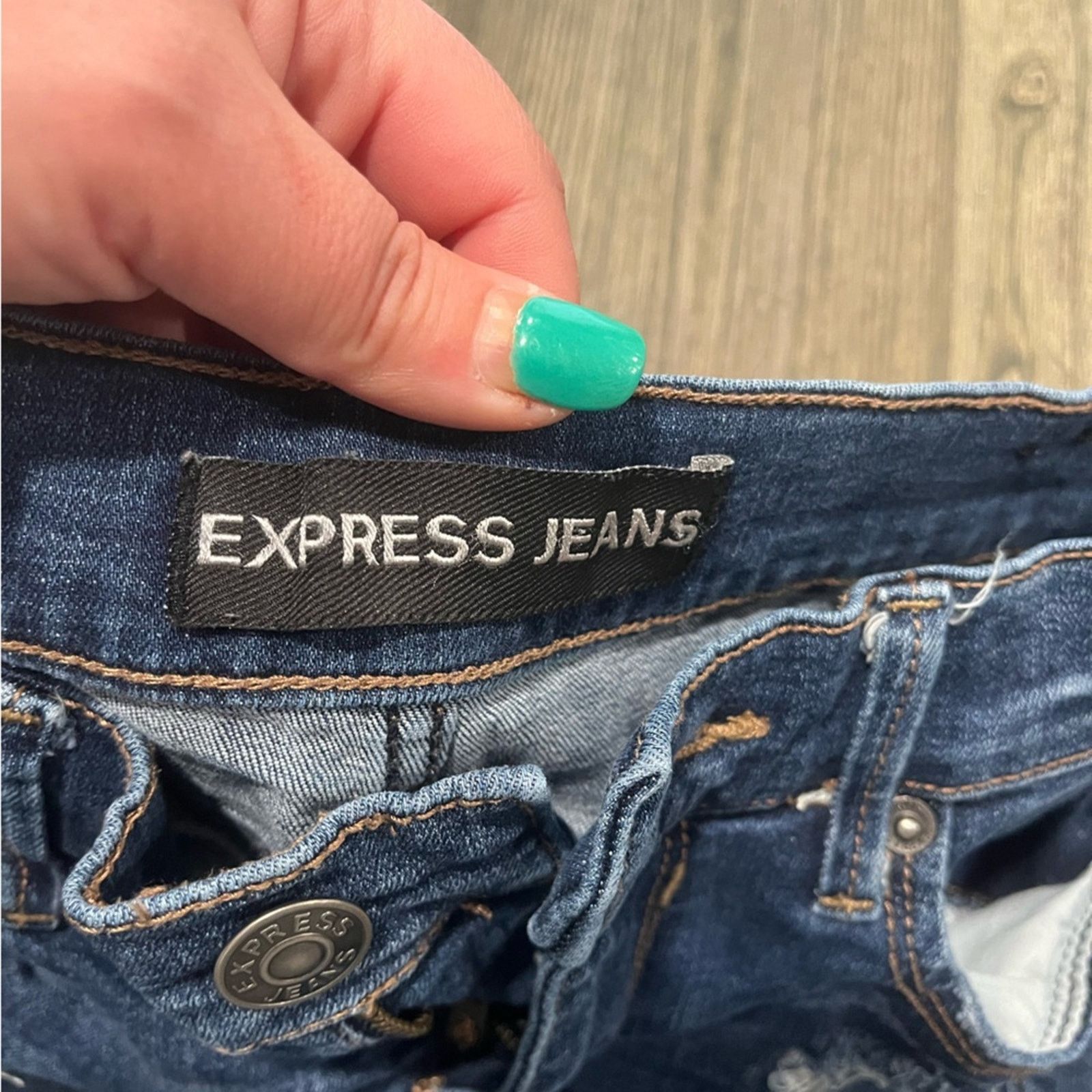 Express Express Jeans Mia Legging Mid-Rise Distressed Denim Size 2L Size 26" / US 2 / IT 38 - 7 Thumbnail