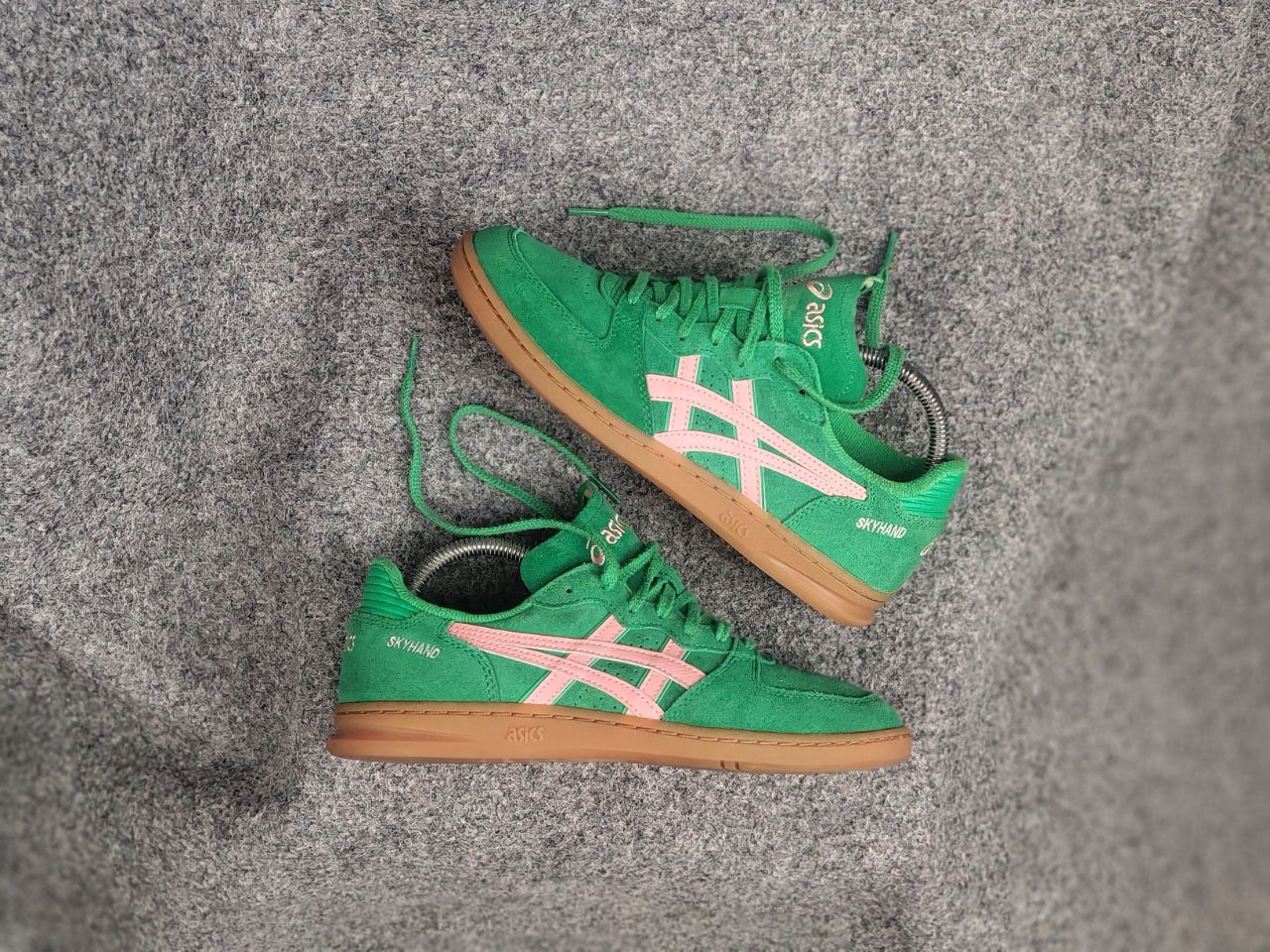 Asics Asics Skyhand OG Cilantro Grapefruit Sneakers Y2K Style Size US 6 / EU 39 - 2 Thumbnail