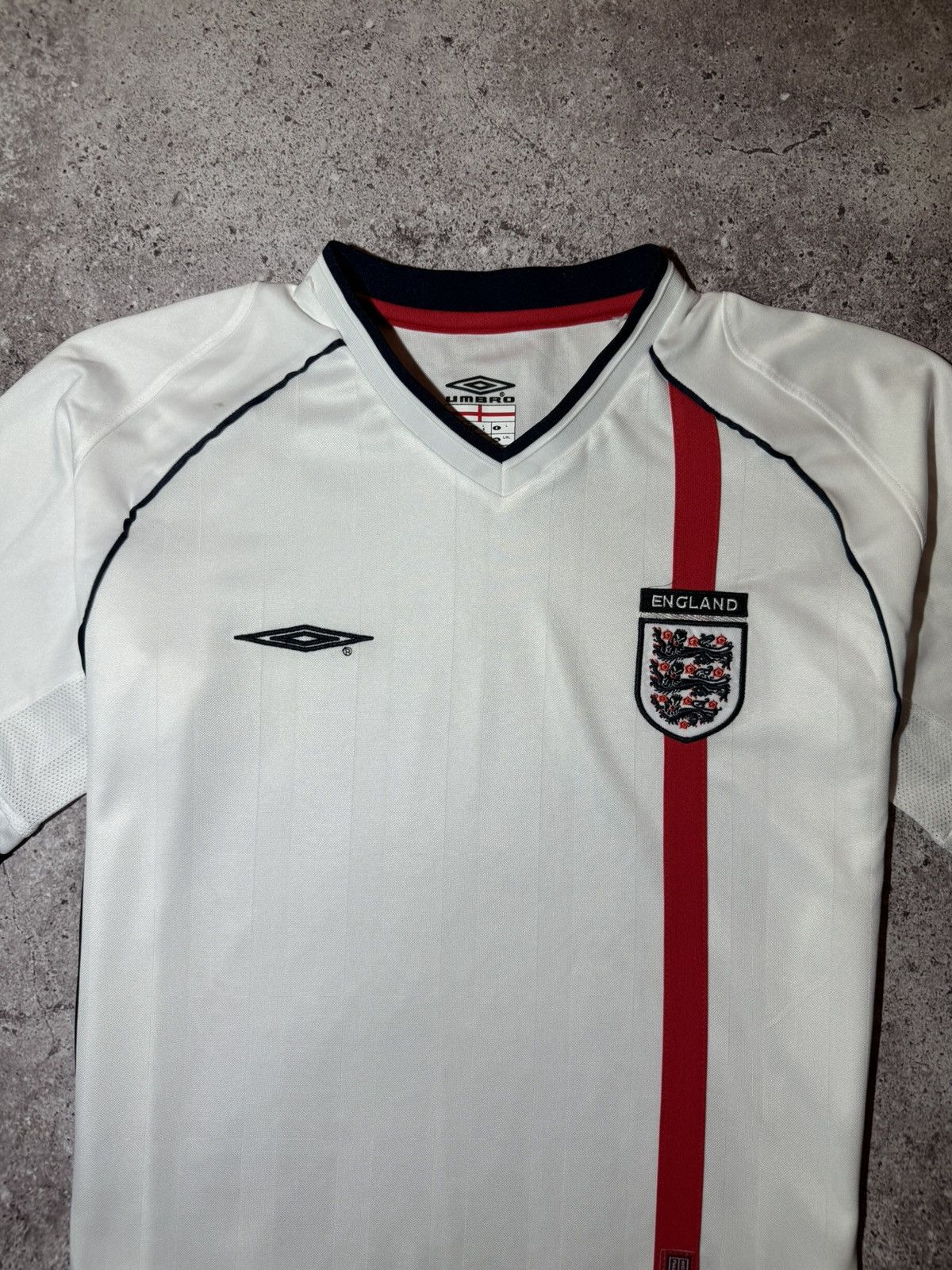 Umbro England 2002 home football shirt soccer jersey Size US L / EU 52-54 / 3 - 2 Thumbnail