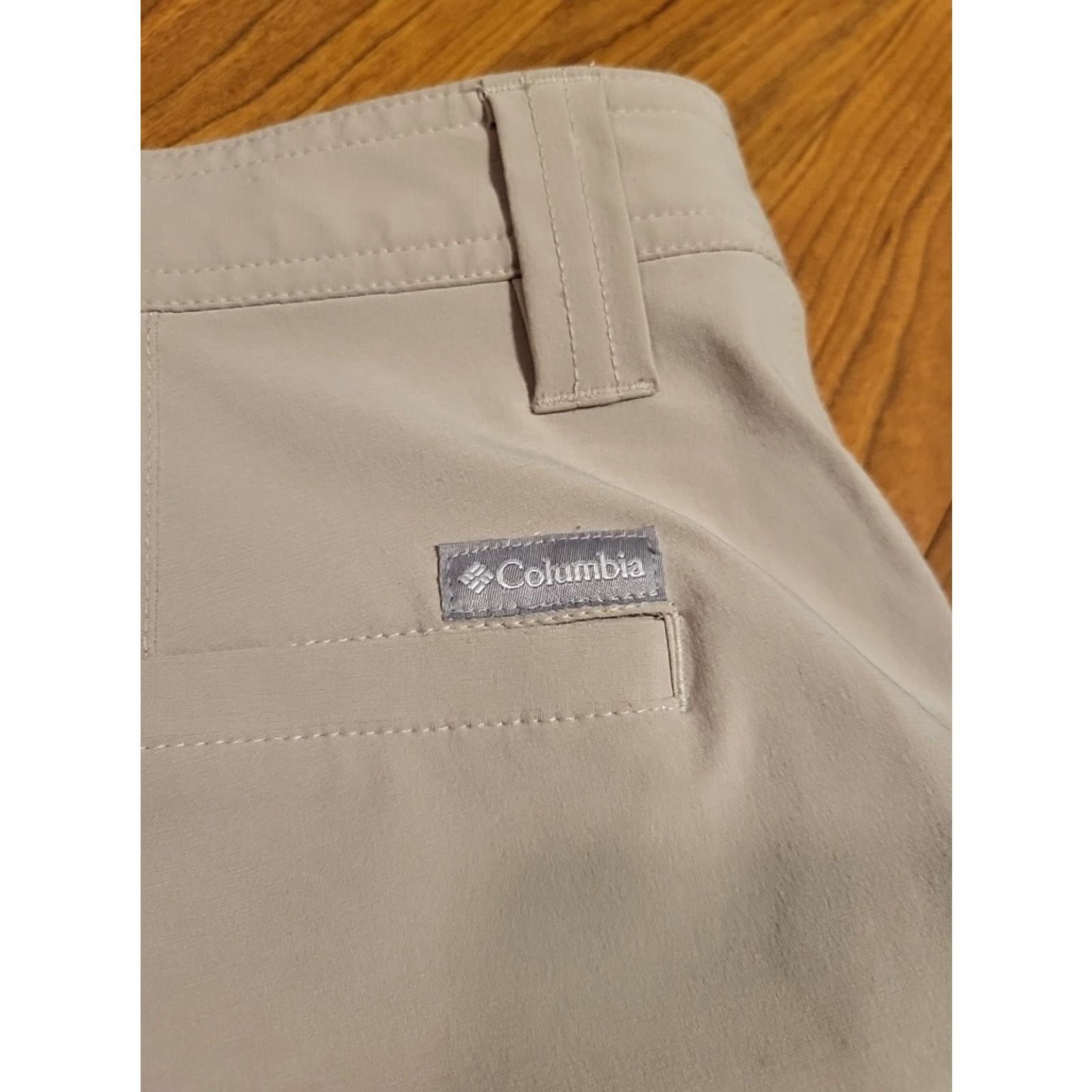 Vintage Columbia Beige Outdoor Shorts 36 Regular Men 10" Inseam Mint Condition Stretch Outdoors Size US 36 / EU 52 - 3 Thumbnail