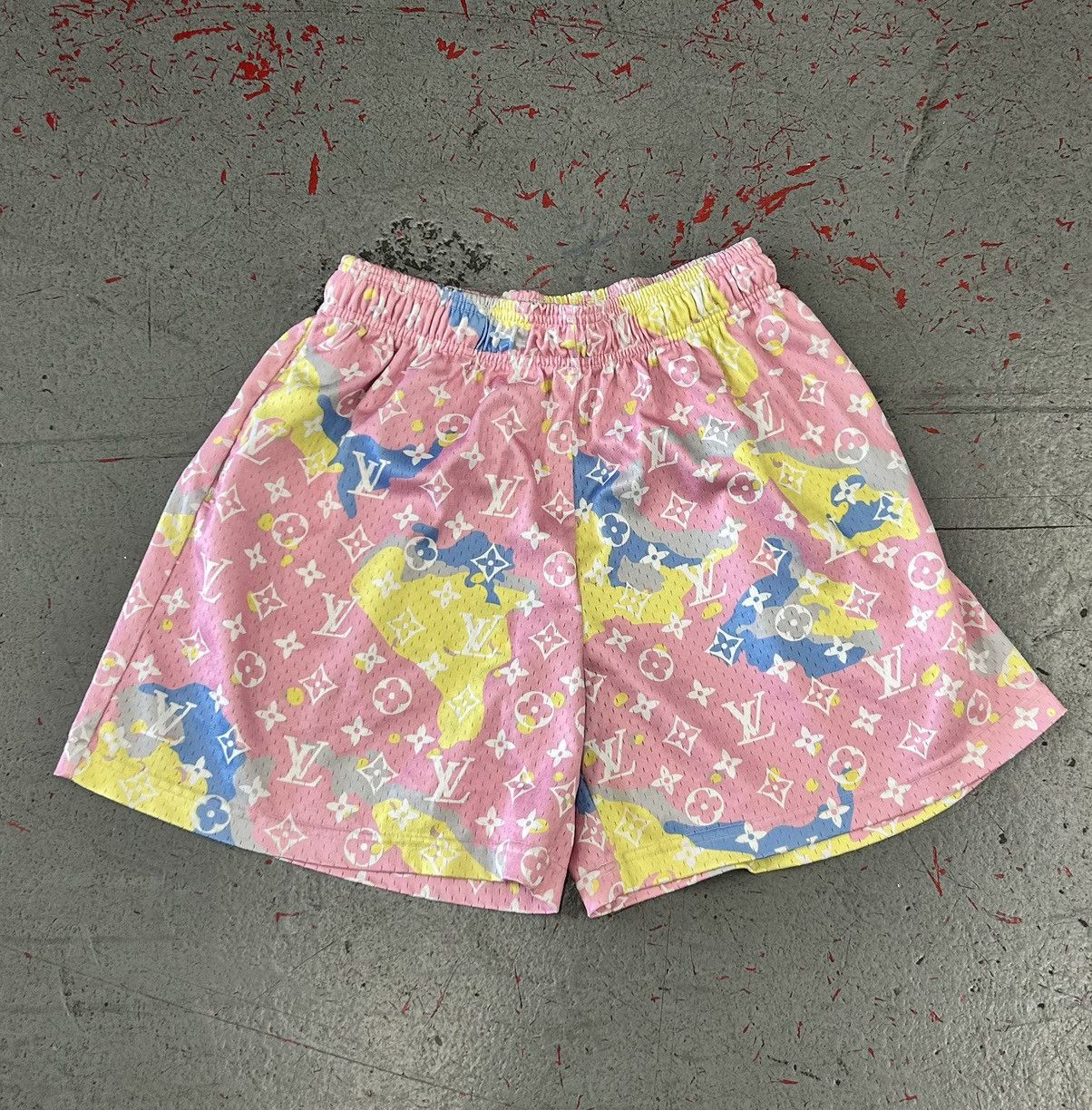 Bravest studios LV ロゴプリント ショートパンツ Bravest studios LV ロゴプリント ショートパンツ - メルカリ
