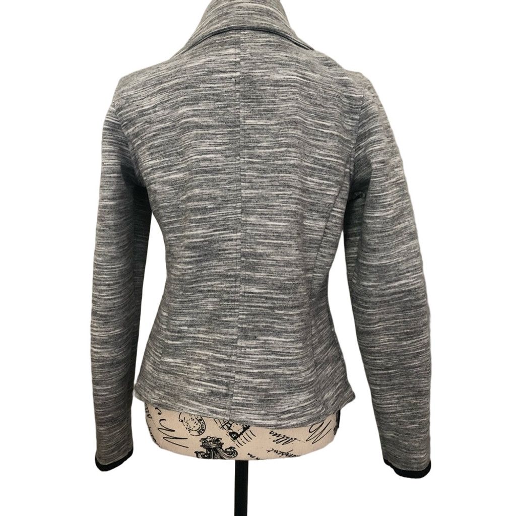 Athleta Athleta Gray Cowl Neck Sweater Size M / US 6-8 / IT 42-44 - 2 Thumbnail