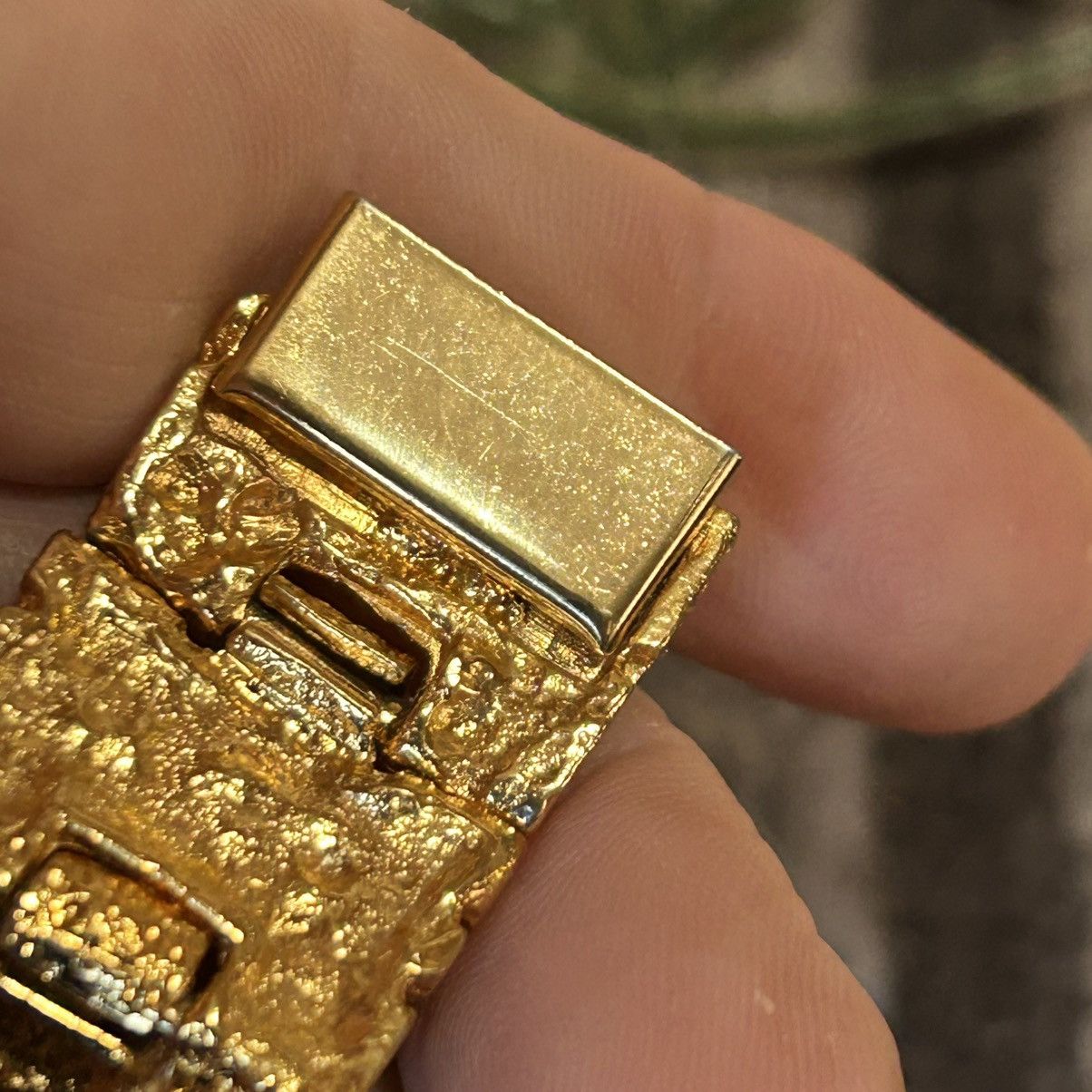 Vintage Vintage 70s-80s wide gold nugget unisex bracelet Size ONE SIZE - 12 Thumbnail