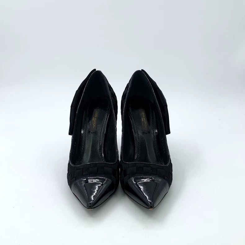 Louis Vuitton Louis Vuitton Black leather-paneled stiletto pointed pumps Size US 5 / IT 35 - 3 Thumbnail