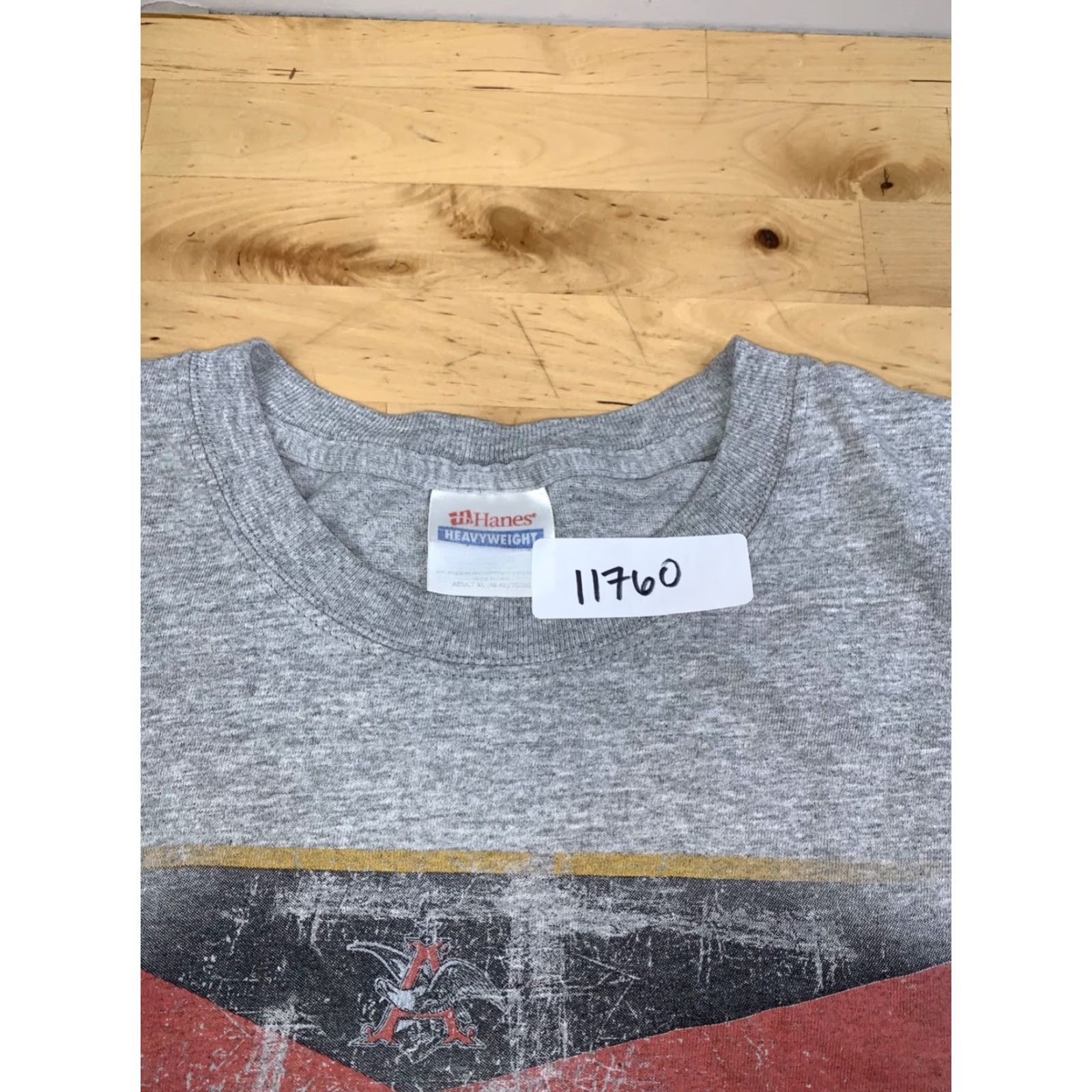 Hanes VINTAGE Hanes Shirt Mens XL Gray Budweiser King of Beer Crew Neck Short Sleeve 11760 USA Beer 90s Mens Size US XL / EU 56 / 4 - 3 Thumbnail