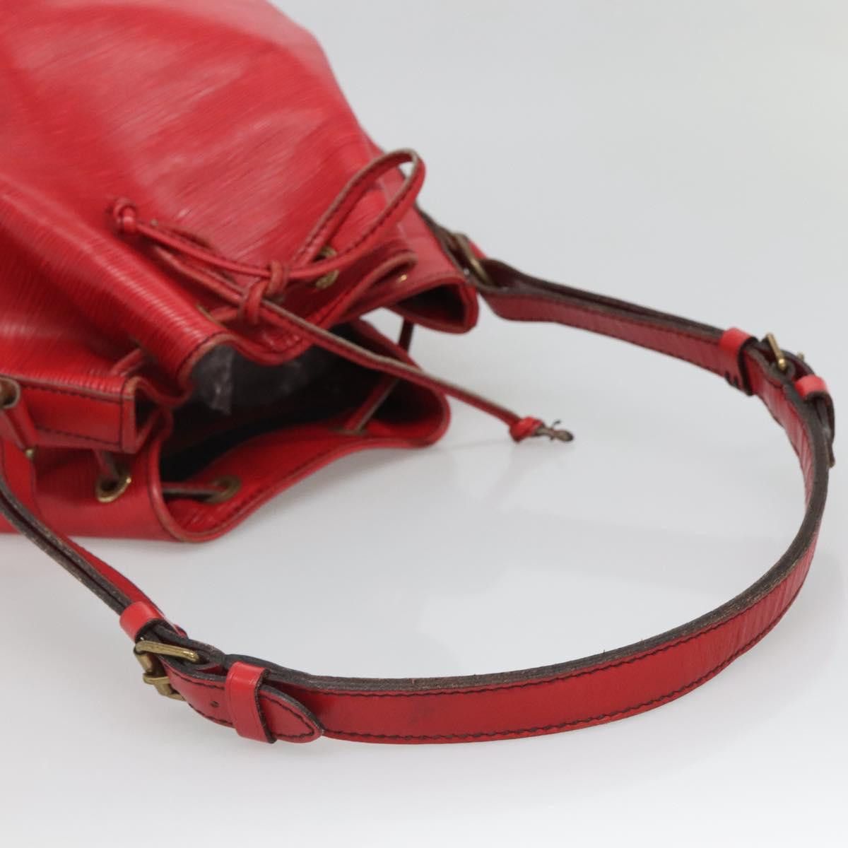 Louis Vuitton LOUIS VUITTON Epi Petit Noe Shoulder Bag Red M44107 Size ONE SIZE - 7 Thumbnail