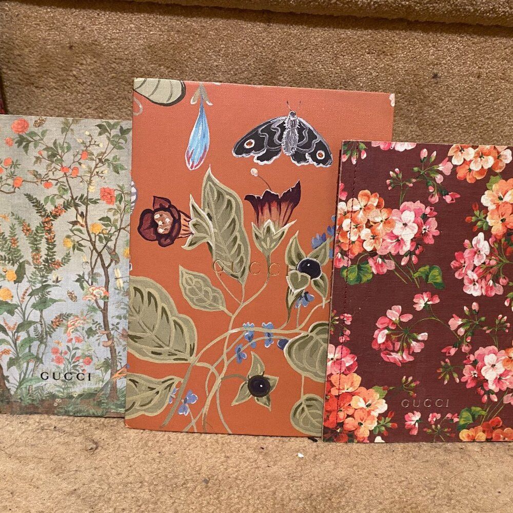 Gucci Lot of 3 Gucci Floral Illustration Books Size ONE SIZE - 2 Thumbnail