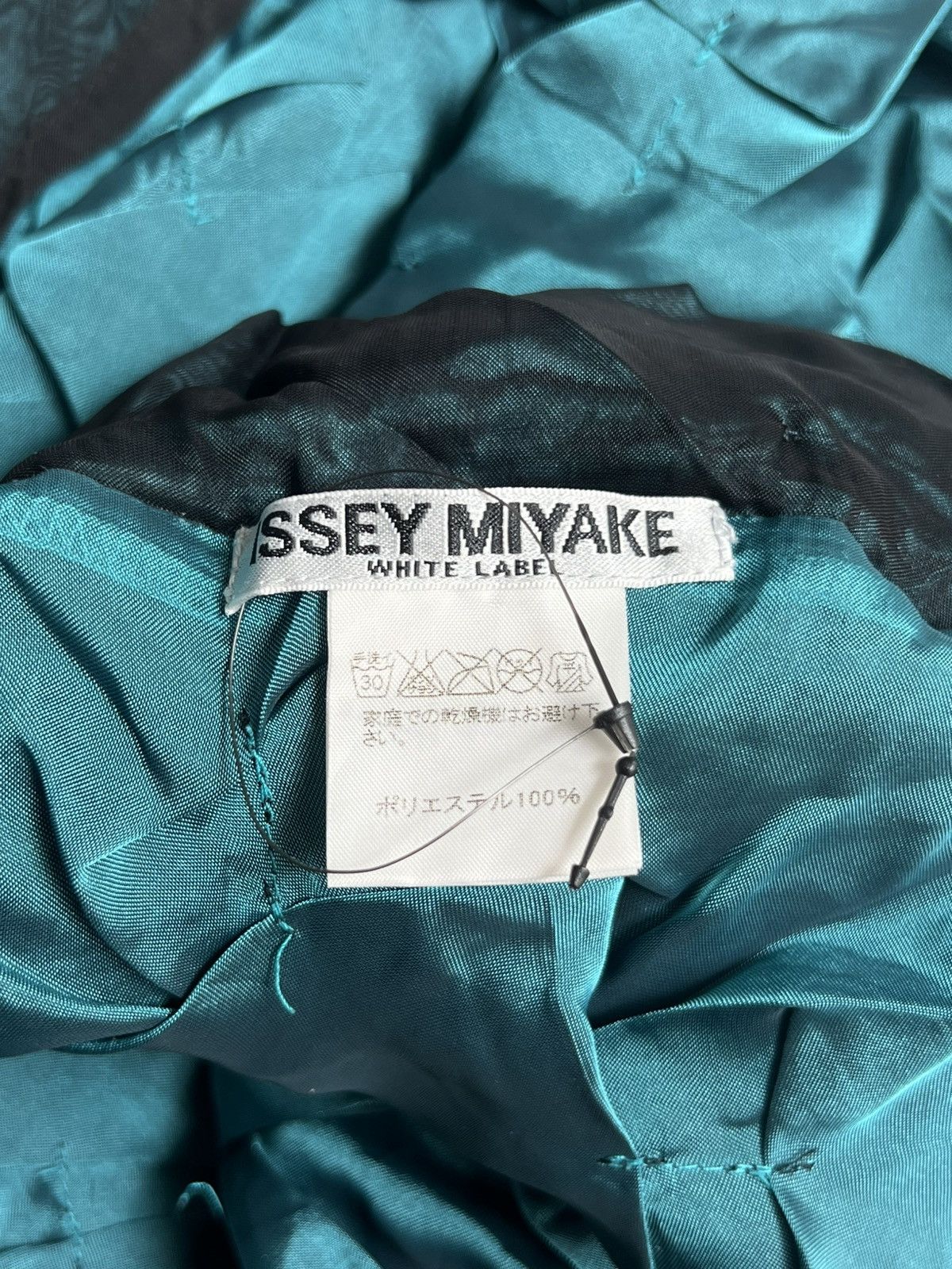 Issey Miyake Issey Miyake Wrinkle Pleats Double Mesh Shirt AW93 Size S / US 4 / IT 40 - 10 Thumbnail