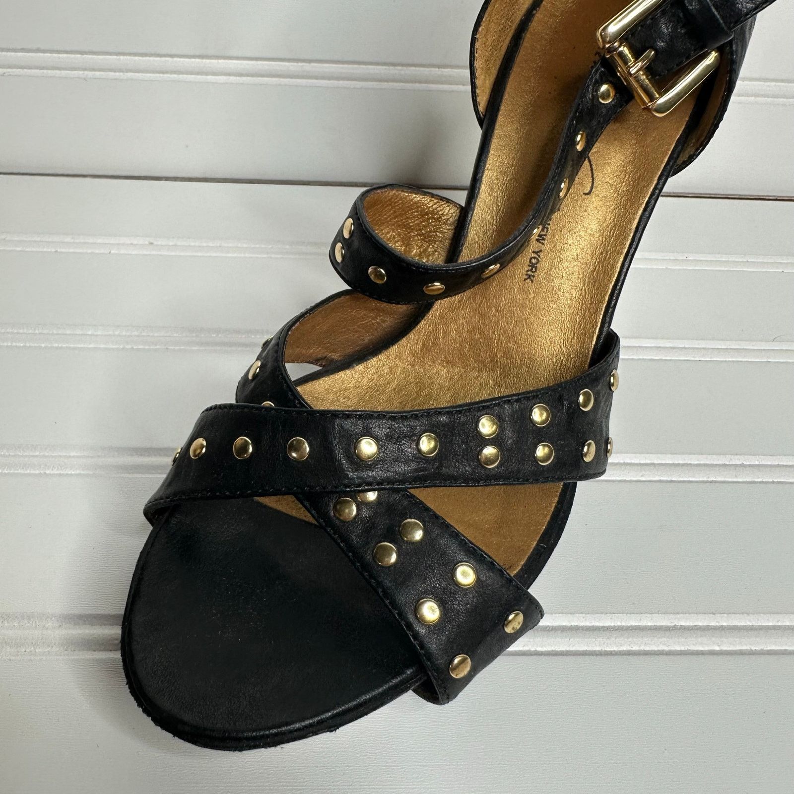 Kenneth Cole Kenneth Cole NY size 7 leather black strappy heels studded Size US 7 / IT 37 - 4 Thumbnail