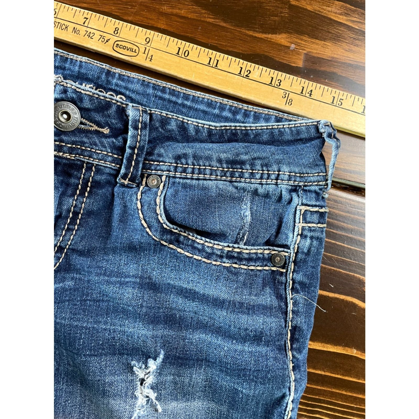 Vintage Maurices Jeans Women's Size 5/6 Blue Distressed Denim Pants Contrast Stitch Jeans Straight Pockets Womens Boys Girls Men? Size 30" / US 8 / IT 44 - 6 Thumbnail