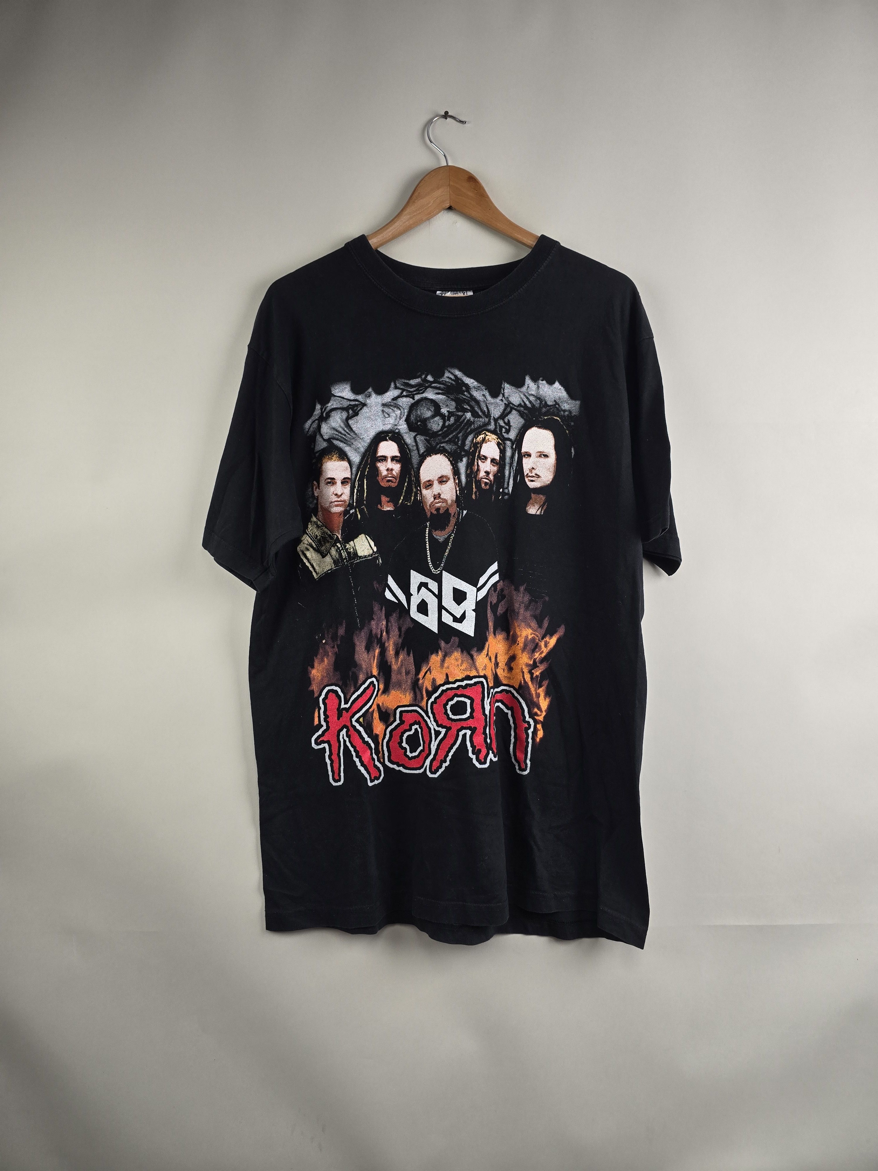 image of Band Tees x Rock Tees 90's Korn Euro Bootleg XL 23" 31" in Black, Men's