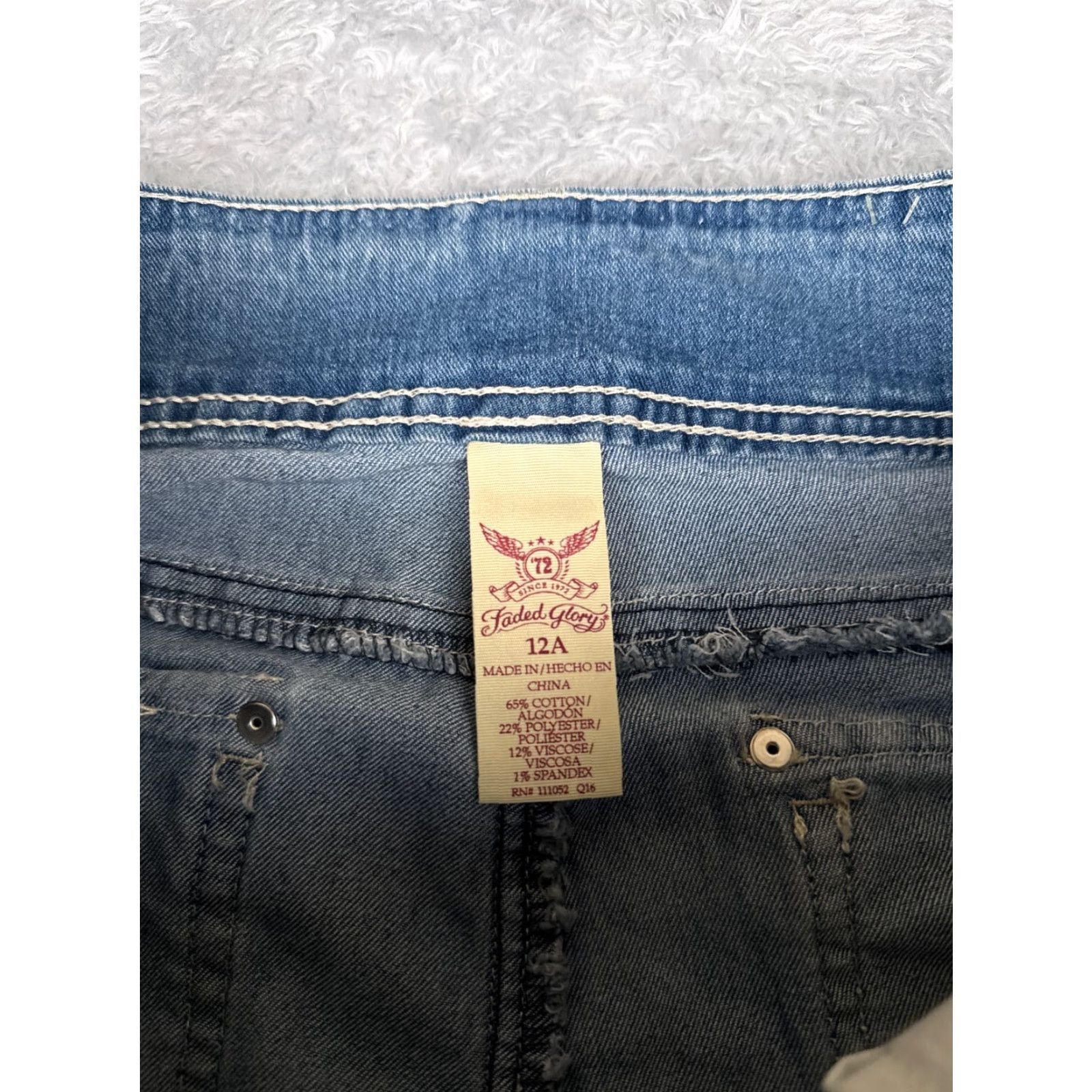 Faded Glory Faded Glory Jeans Womens 12 Blue Denim Distressed Bootcut Mid Rise 32x32 Jeans Size 34" / US 12 / IT 48 - 6 Thumbnail