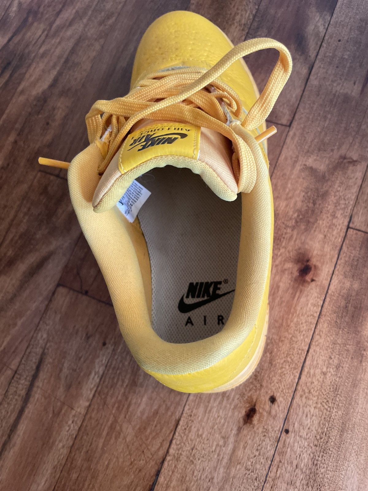 Nike Yellow Air Force 1 '07 Sneakers Size US 8.5 / EU 41-42 - 7 Thumbnail