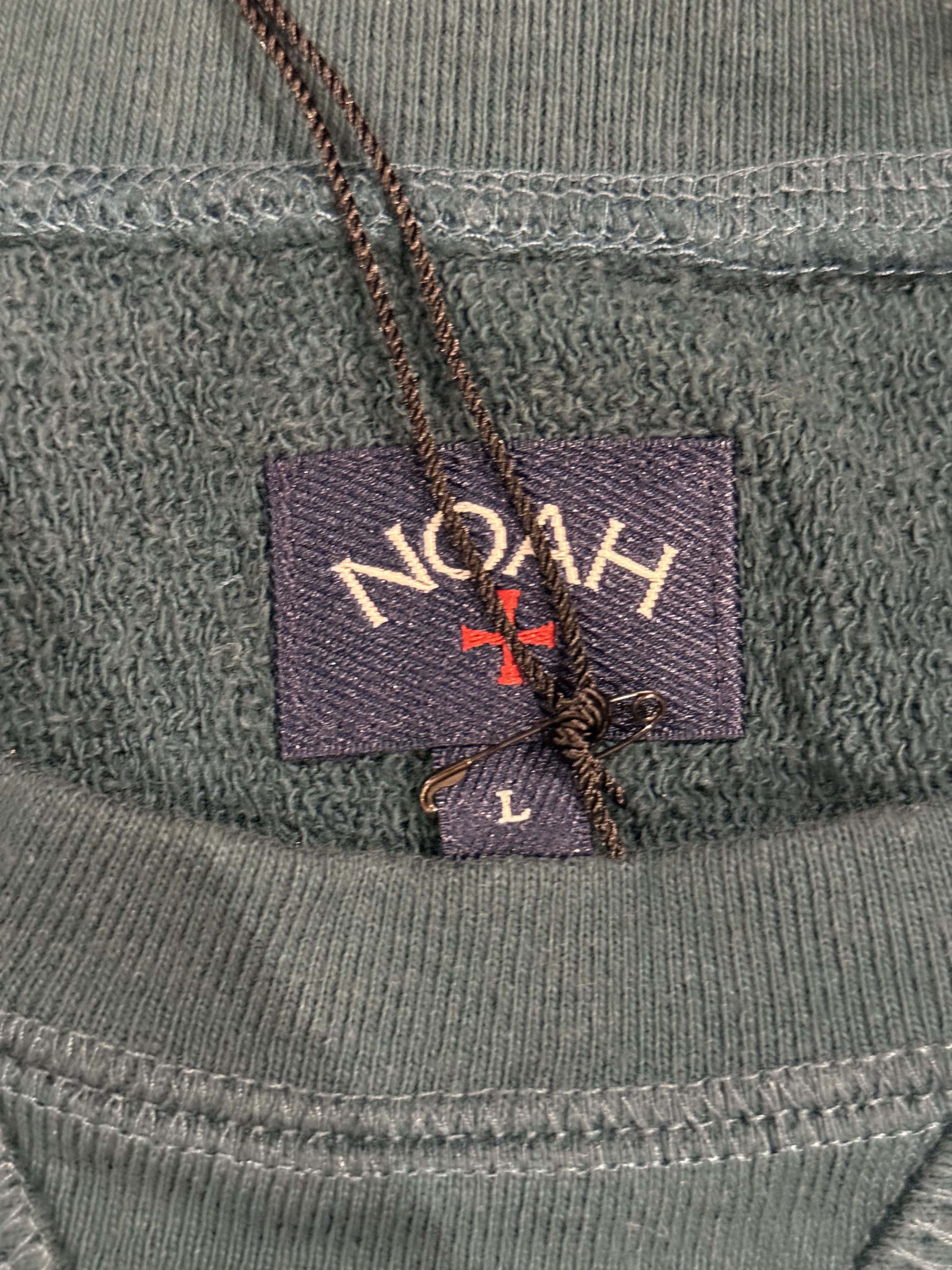 Noah 💚 SS21 Noah x New Order Embroidered Crewneck Temptation NEW Size US L / EU 52-54 / 3 - 7 Thumbnail