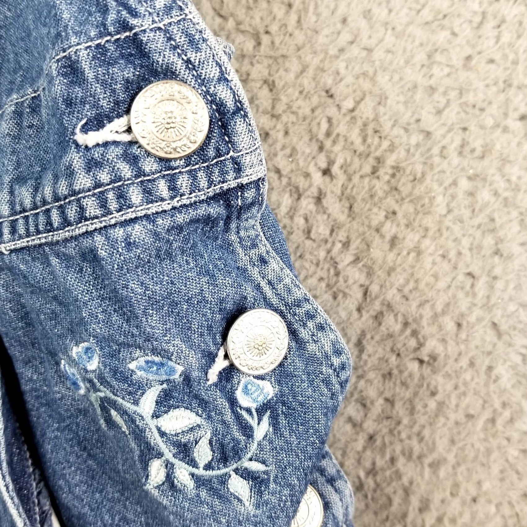 Disney VINTAGE Disney Lady and the Tramp Embroidered Denim Overalls Shorts XL 36W Women Blue 90s Disney Theme Cartoons 5-Pocket Mens Womens Girls Boys Size 40" / US 18 - 2 Thumbnail