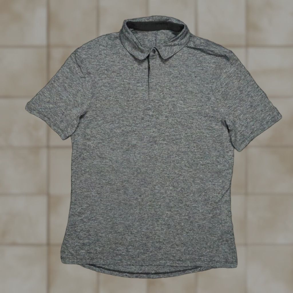 Lululemon VINTAGE Lululemon Polo Shirt Mens Small Golf Performance Slim Short Sleeve Gray 1/4 Zip Size US S / EU 44-46 / 1 - 1 Thumbnail