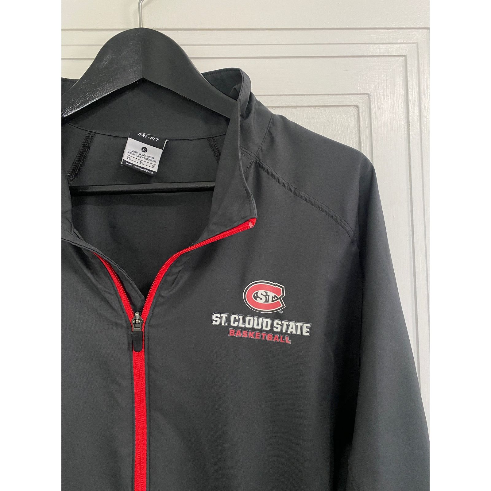 Nike St. Cloud State Huskies Full-Zip Nike Windbreaker Size XL Size US XL / EU 56 / 4 - 2 Thumbnail