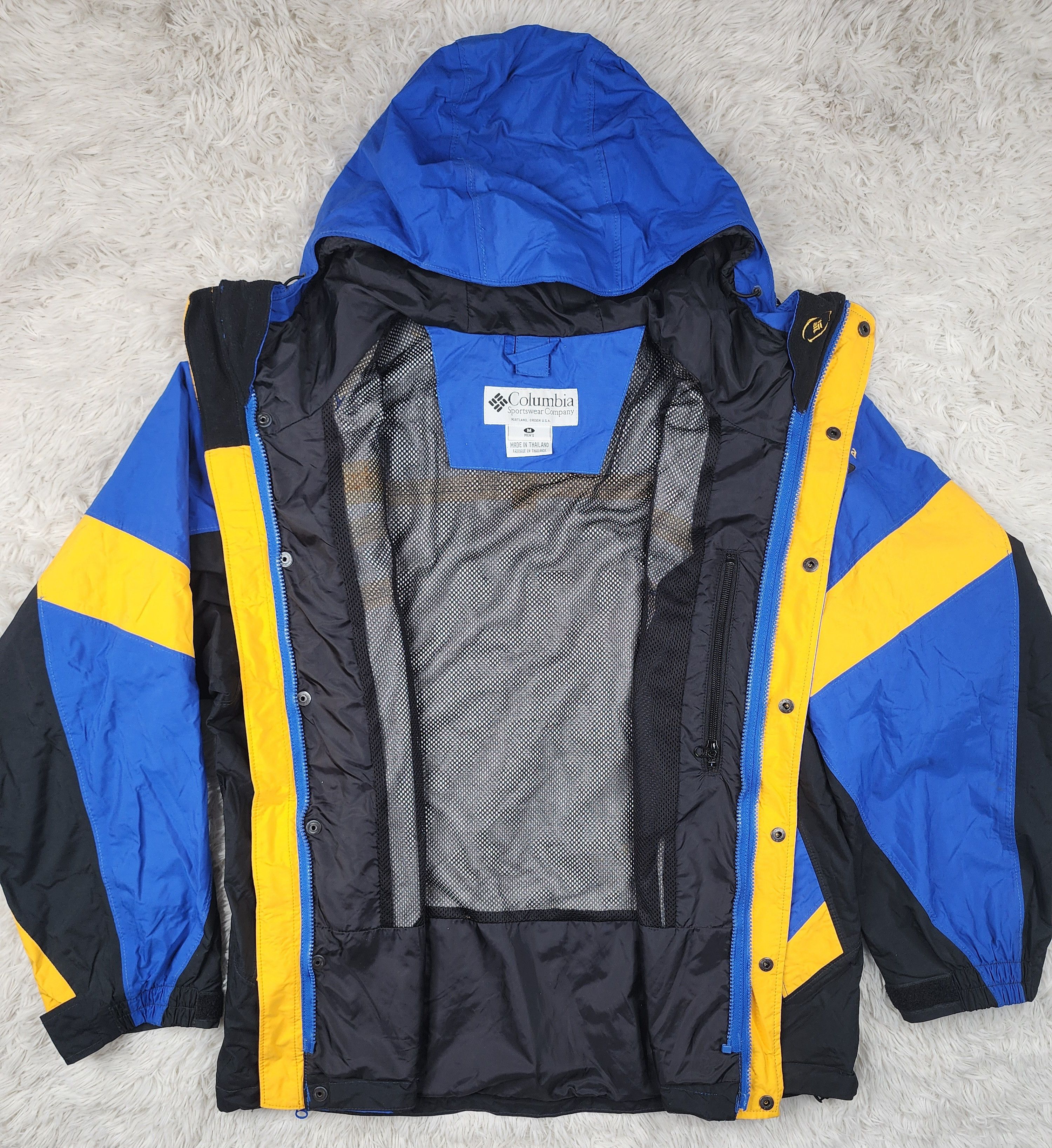 Columbia Vintage Columbia sportwear OMNI TECH windbreaker jacket Size US M / EU 48-50 / 2 - 6 Thumbnail