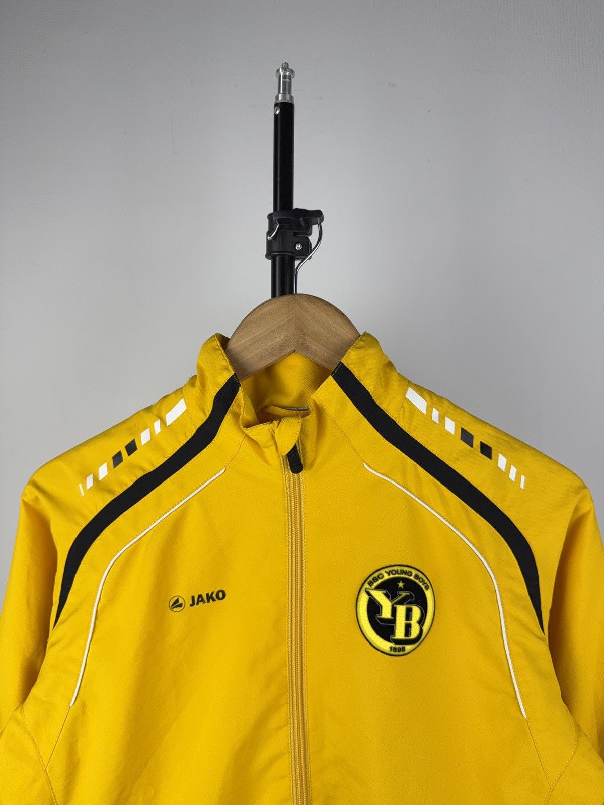 Joma Vintage 00s FC BBC Young Boys Soccer Jersey Jacket Size US S / EU 44-46 / 1 - 2 Thumbnail