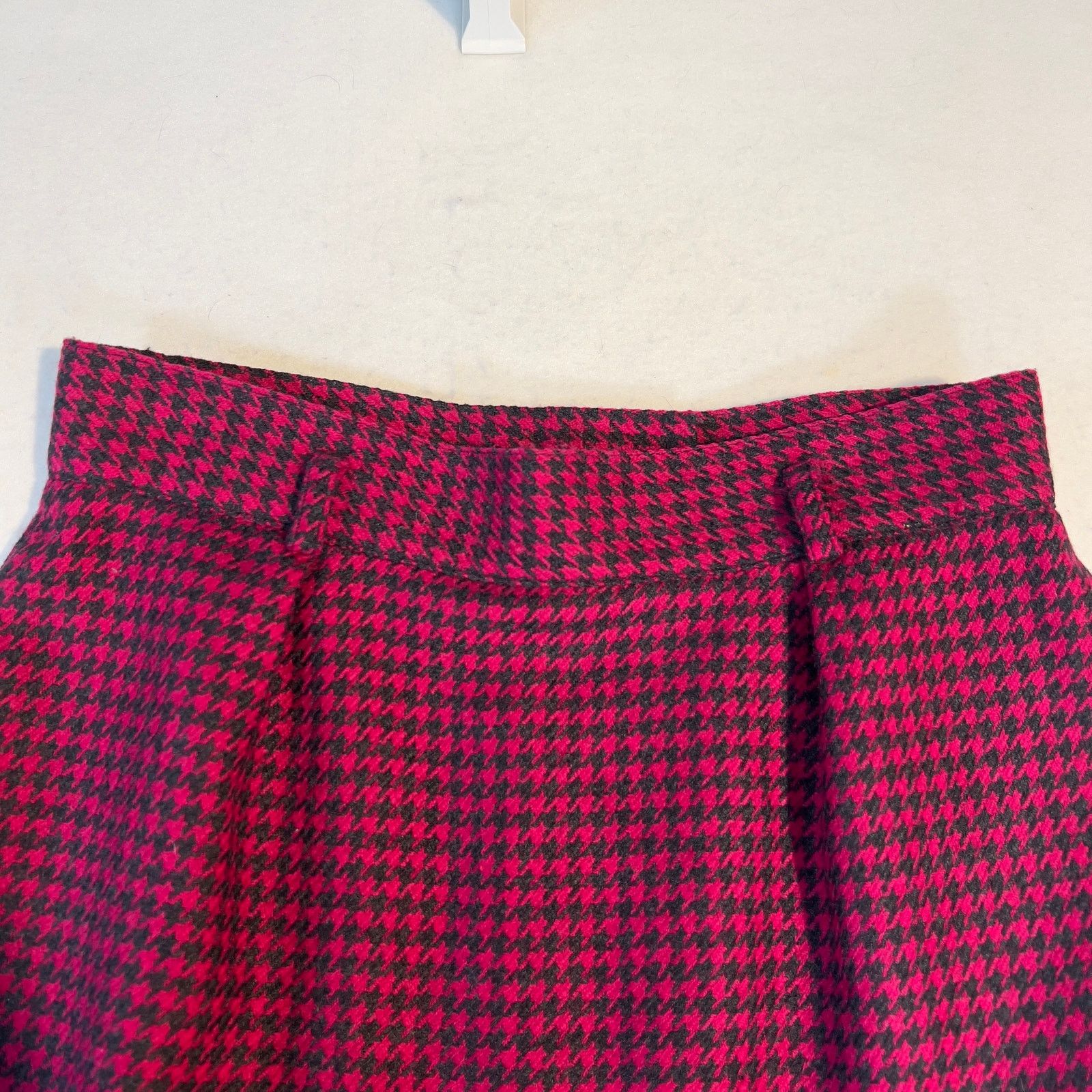 Jones New York Jones New York Vintage Wool Pencil Skirt 10 Zip Houndstooth Size 28" / US 6 / IT 42 - 5 Thumbnail