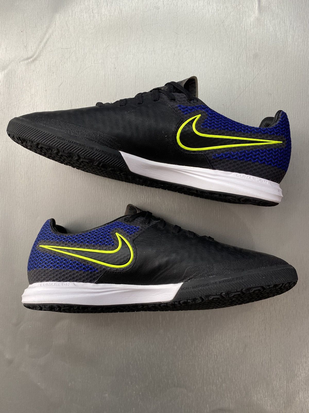 Nike Nike MagistaX Finale IC Black Navy Soccer Cleats size US 9,5 Size US 9.5 / EU 42-43 - 5 Thumbnail