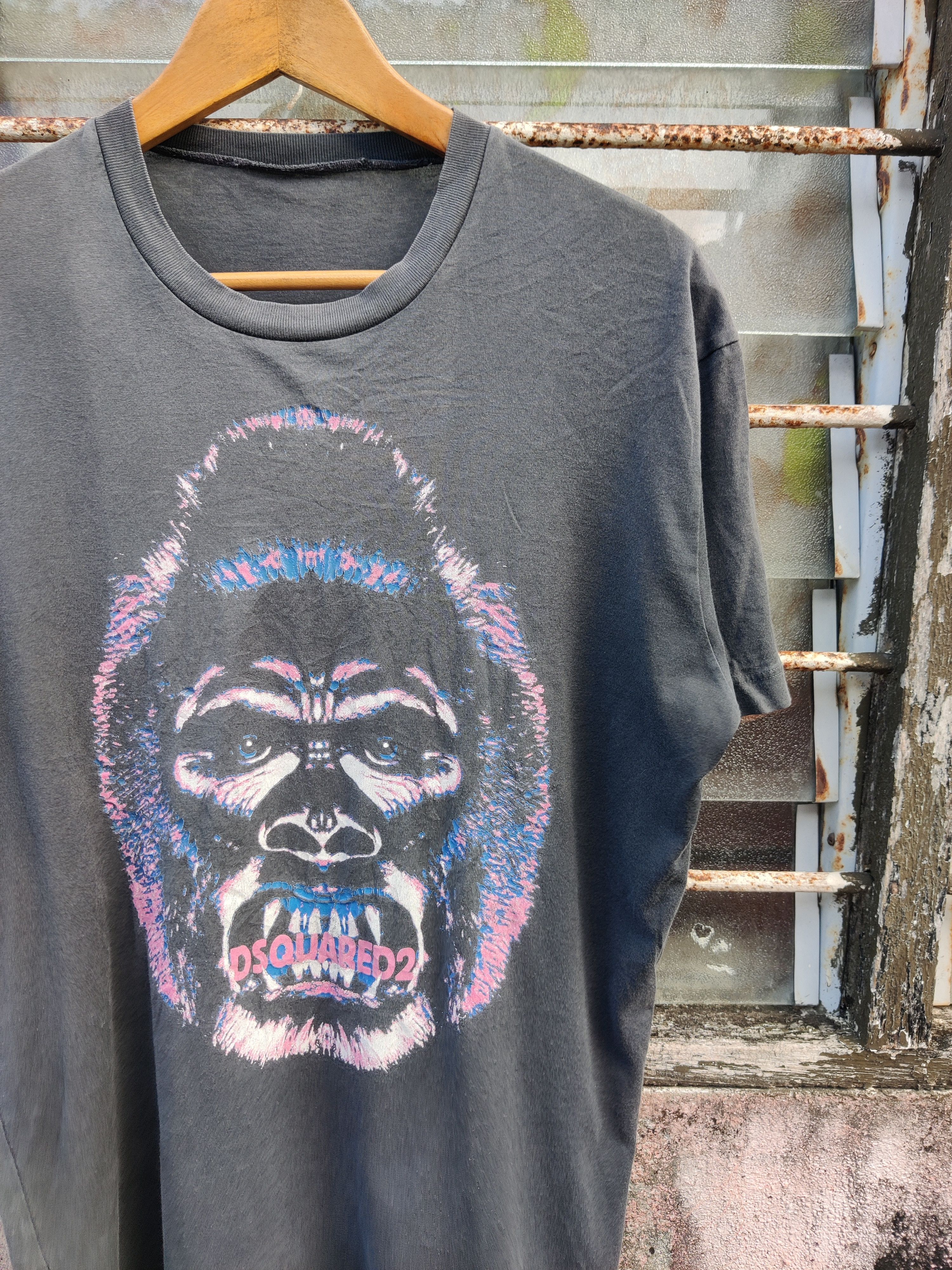 Dsquared2 Vintage DSQuared2 Gorilla Designer Shirt Size US M / EU 48-50 / 2 - 3 Thumbnail