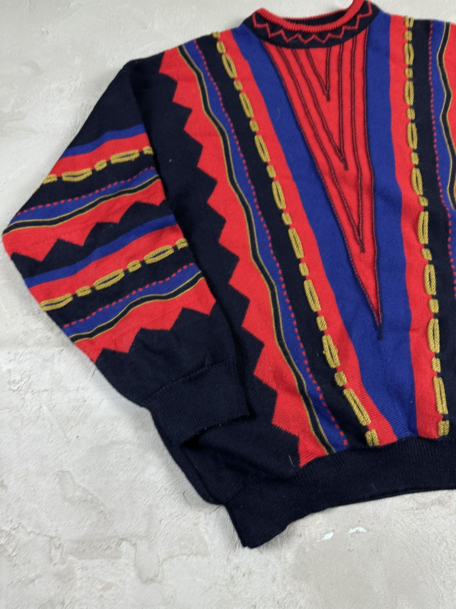 Vintage Vintage 3D Cable Wool Crazy Abstract Boxy Knit Sweater Size US L / EU 52-54 / 3 - 5 Thumbnail