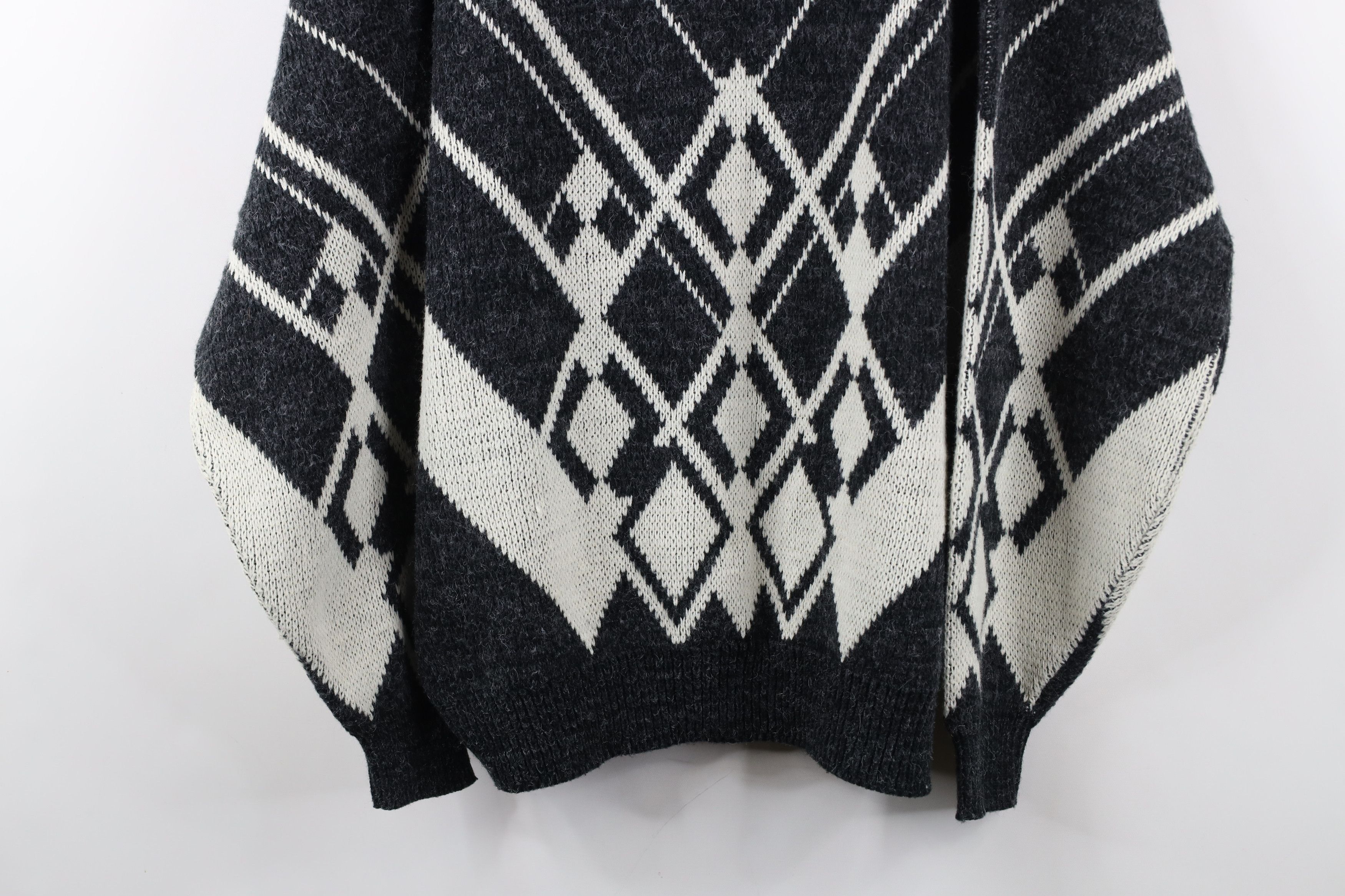 Vintage Vintage 90s Streetwear Argyle Diamond Knit Dad Sweater Size US XL / EU 56 / 4 - 3 Thumbnail