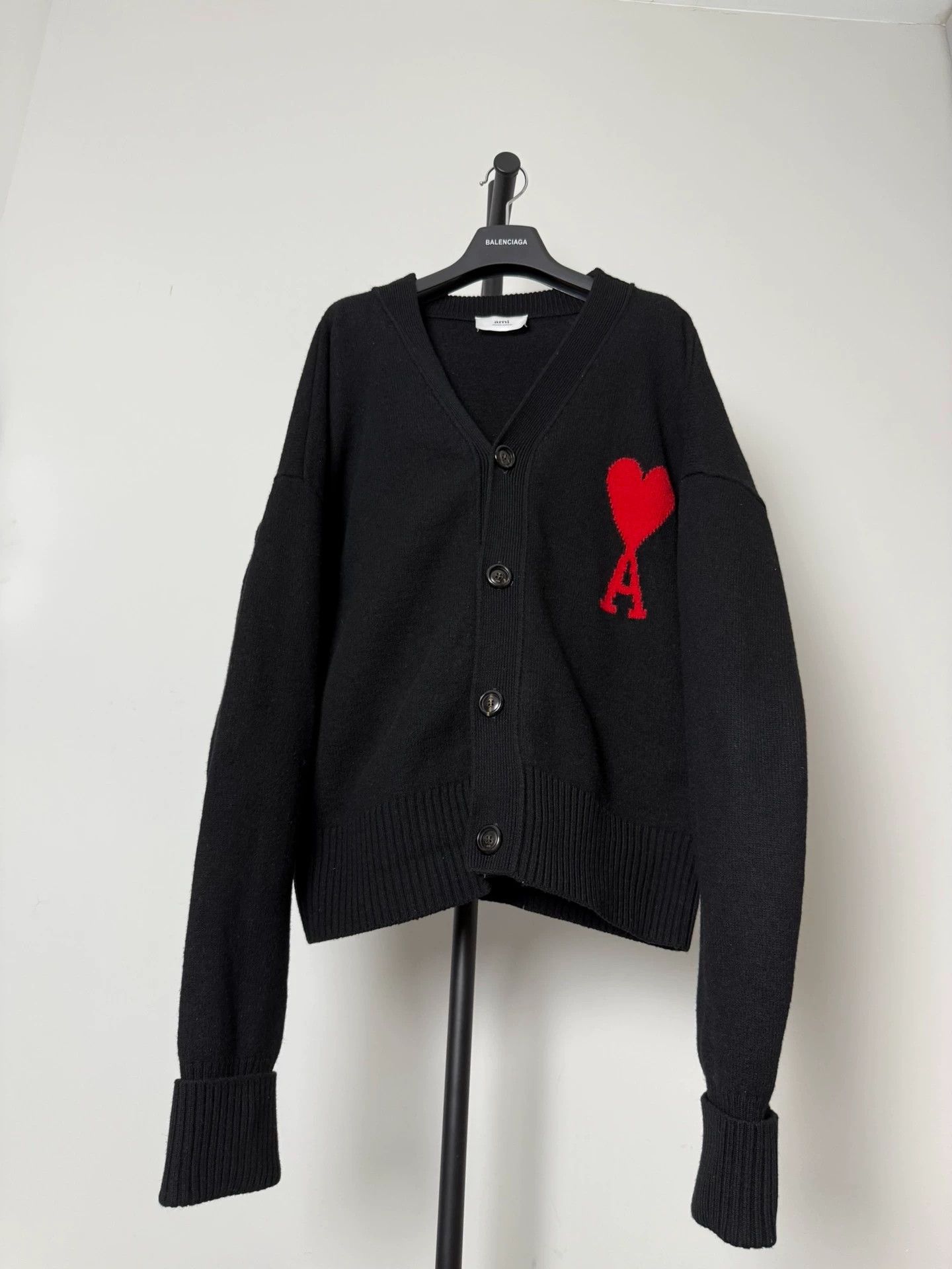 Other Ami Paris Black Wool Knit Heart Logo V-Neck Cardigan Sweater Size L / US 10 / IT 46 - 1 Thumbnail
