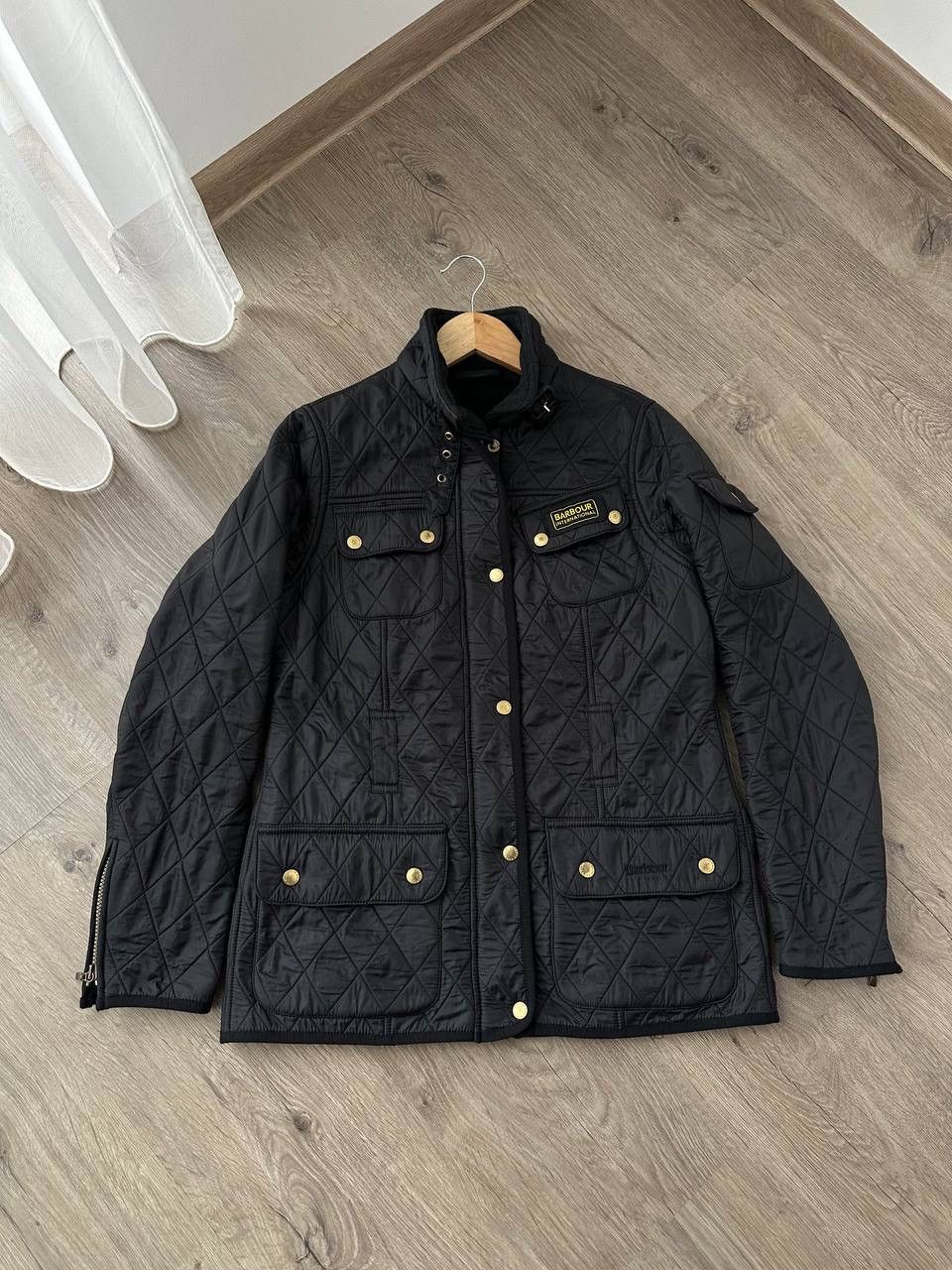 Barbour × Vintage Vintage Barbour International Quilted Black Jacket Size M / US 6-8 / IT 42-44 - 2 Thumbnail