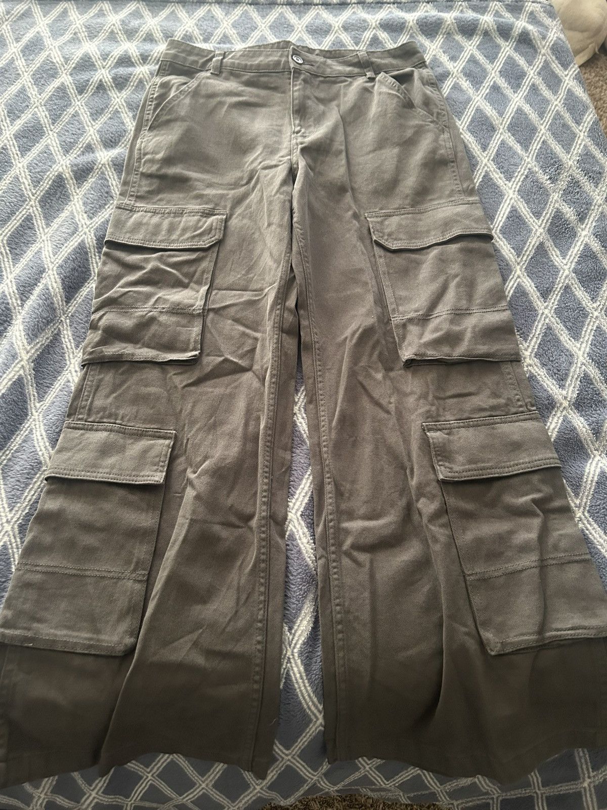 H&M H&M MULTI POCKET WIDELEG CARGOS Size 30" / US 8 / IT 44 - 1 Thumbnail