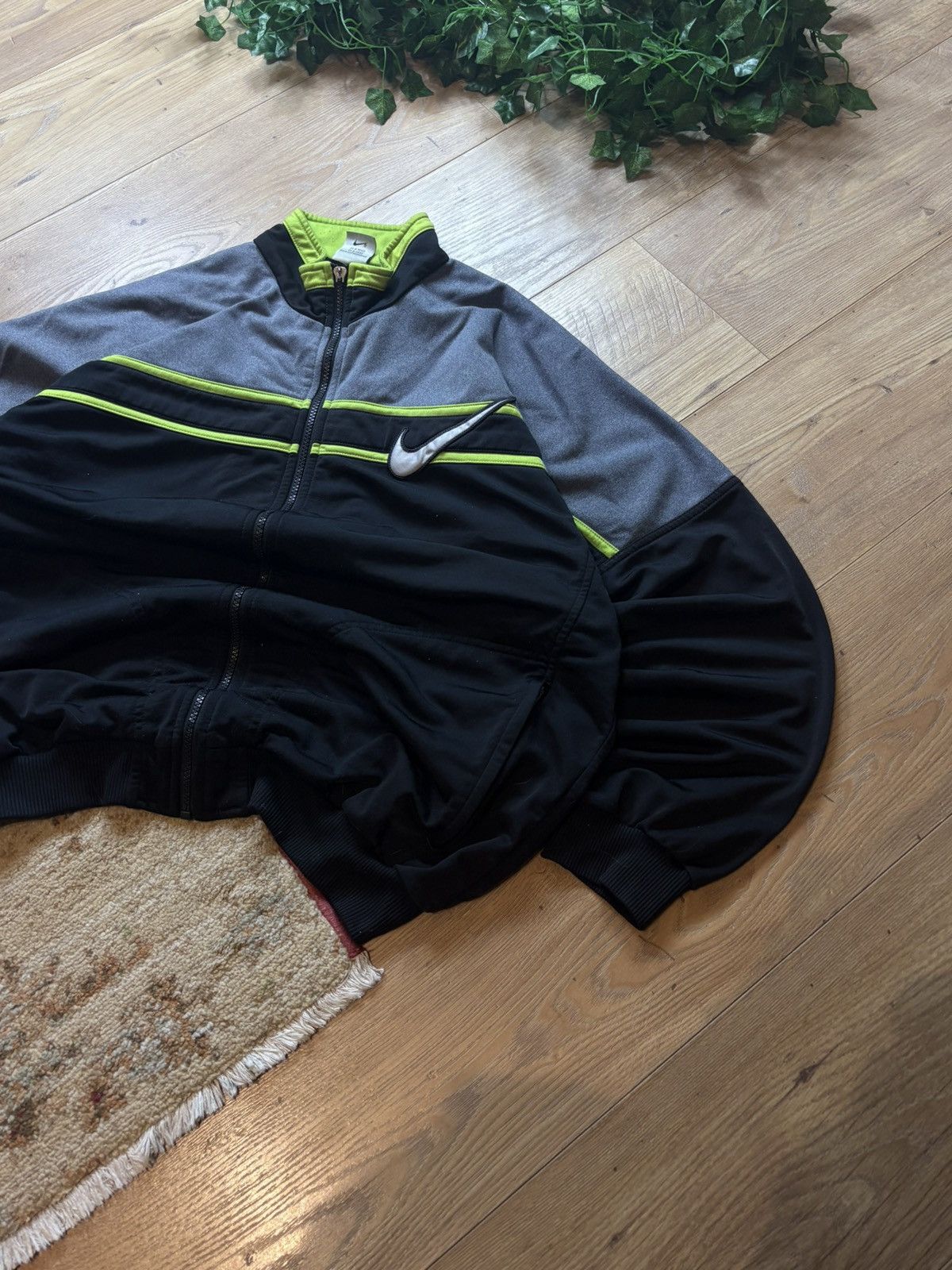 Nike 90s Nike Vintage Track Zip Jacket Double Logo Rare Y2K Size US L / EU 52-54 / 3 - 5 Thumbnail