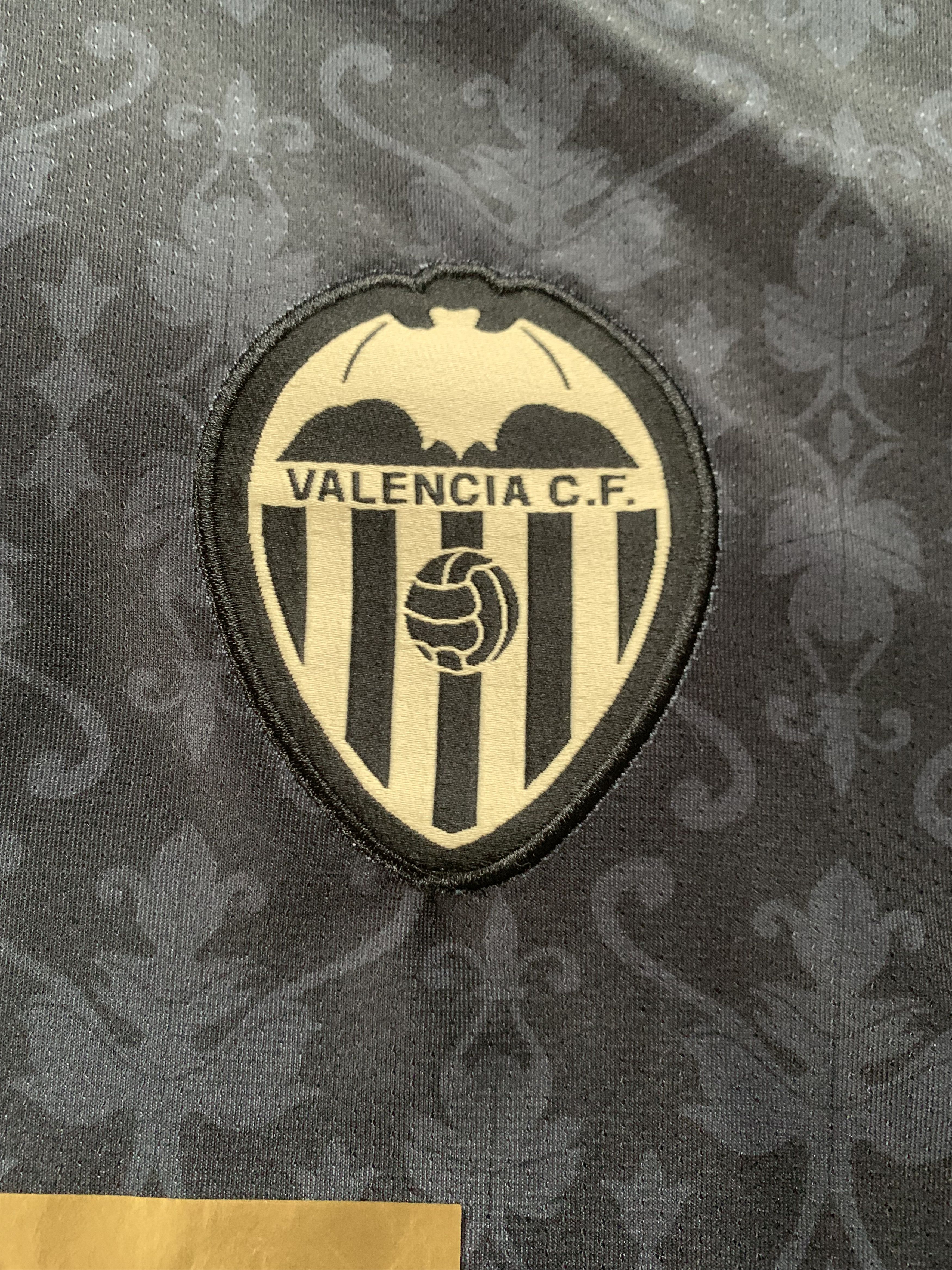 Puma Puma Valencia FC Black Jersey Size US XL / EU 56 / 4 - 6 Thumbnail