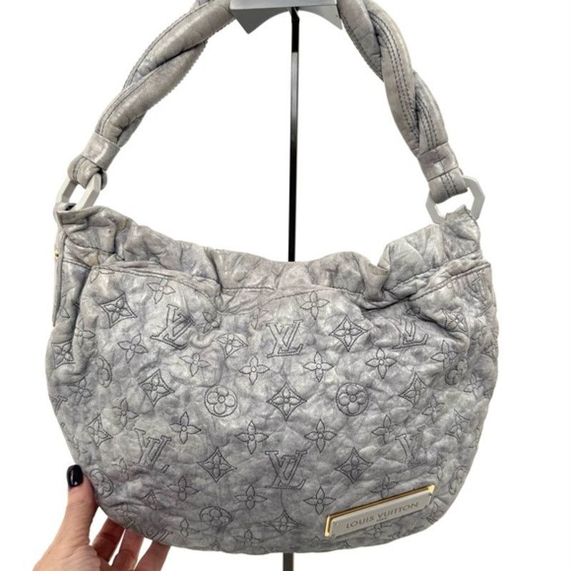 Louis Vuitton Louis Vuitton Runway..RARE Gray underarm top zip Size ONE SIZE - 2 Thumbnail
