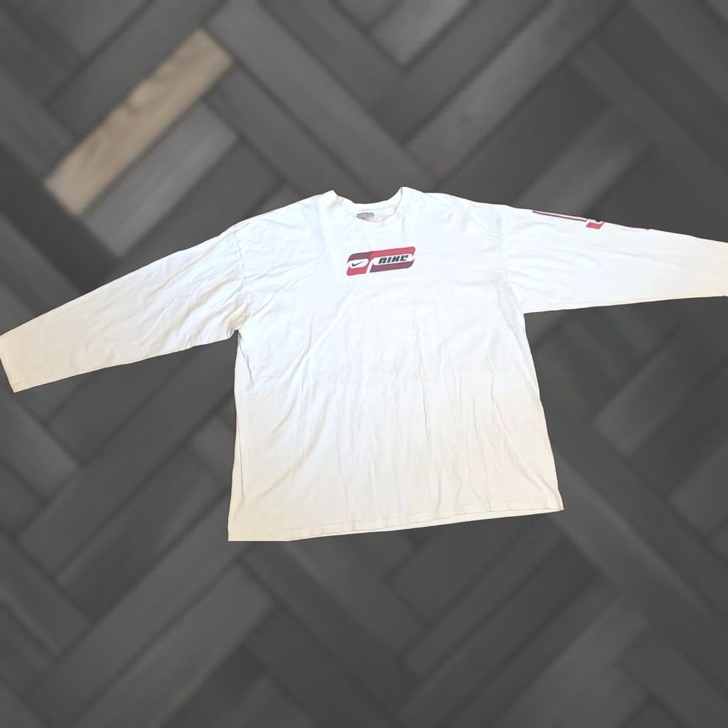 Nike VINTAGE Nike T-Shirt 2XL Long Sleeve White Crew Neck Graphic Print Swoosh Lot of 2 Mens 90s Retro American Fashion Size US XXL / EU 58 / 5 - 1 Thumbnail