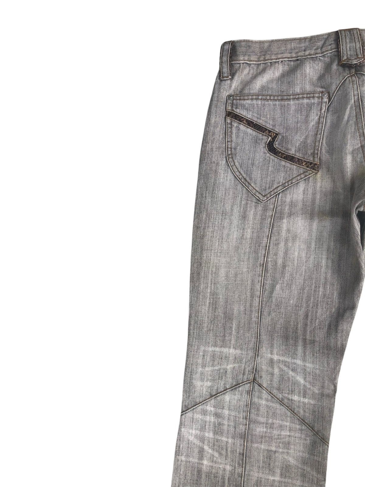 semanticdesign Semantic Design Flared Jeans Snake Skin Distressed Jeans Size US 33 - 9 Thumbnail